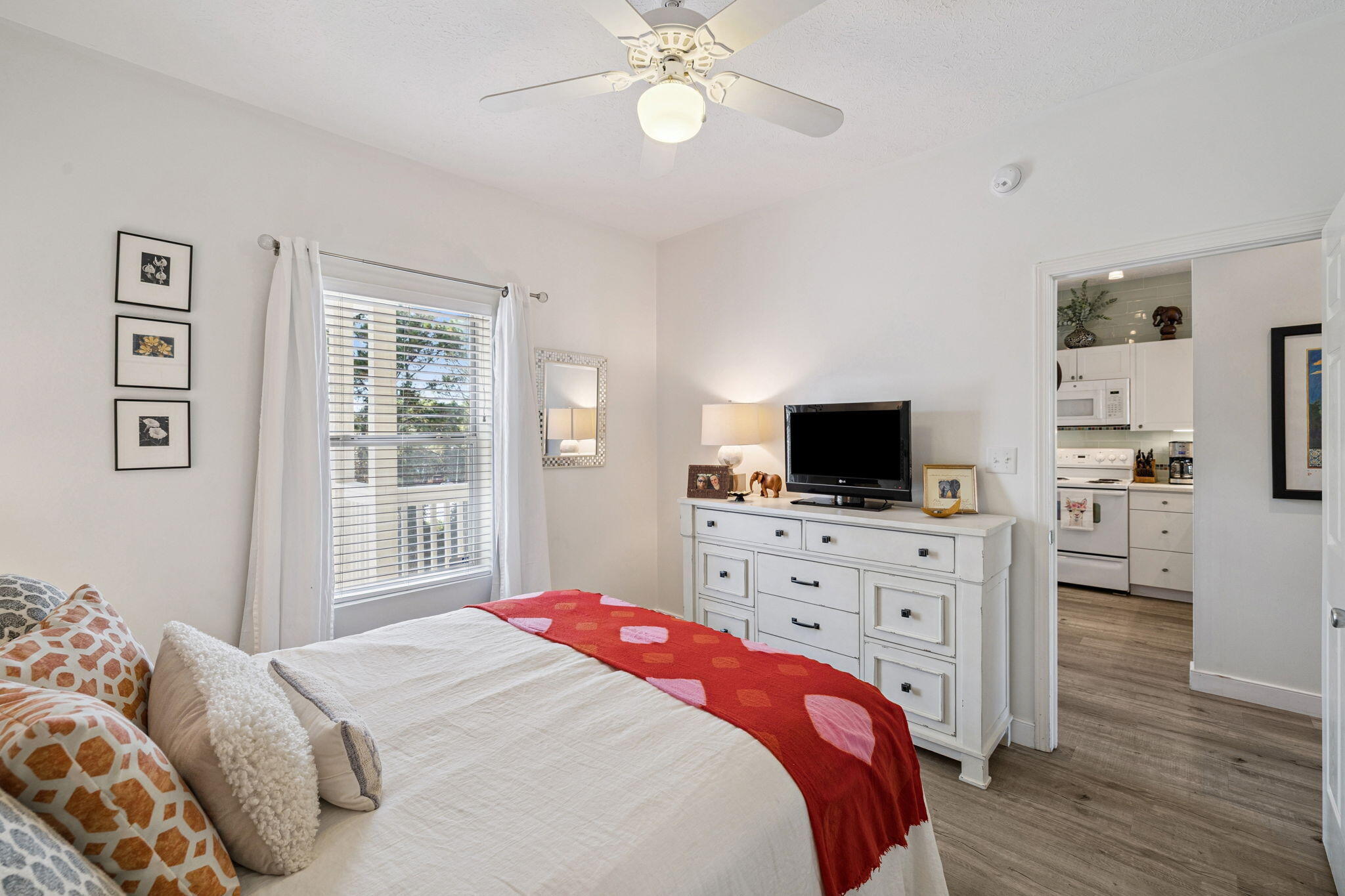 34 Herons Watch Way, 2302