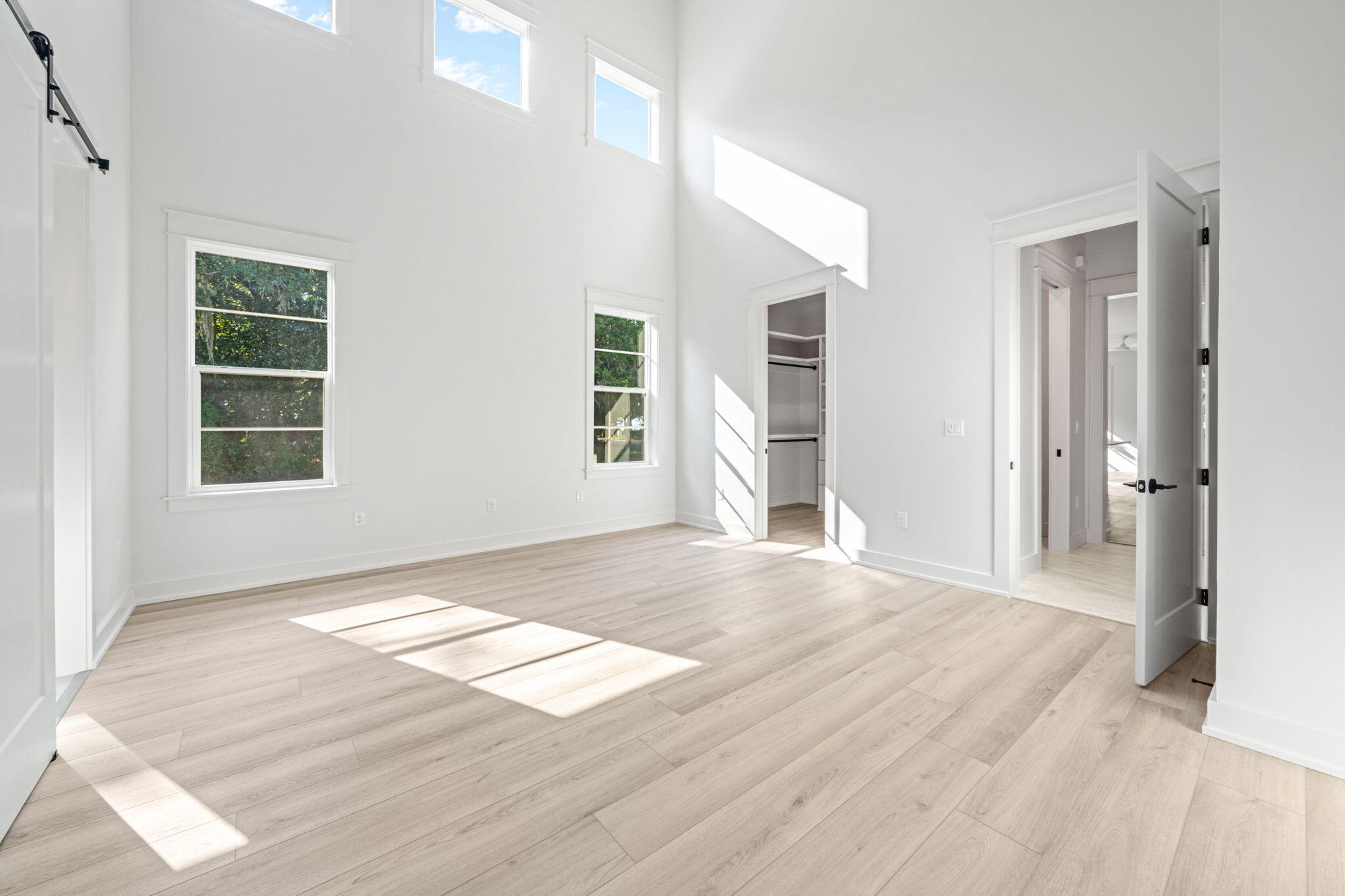 326 E Mitchell Avenue