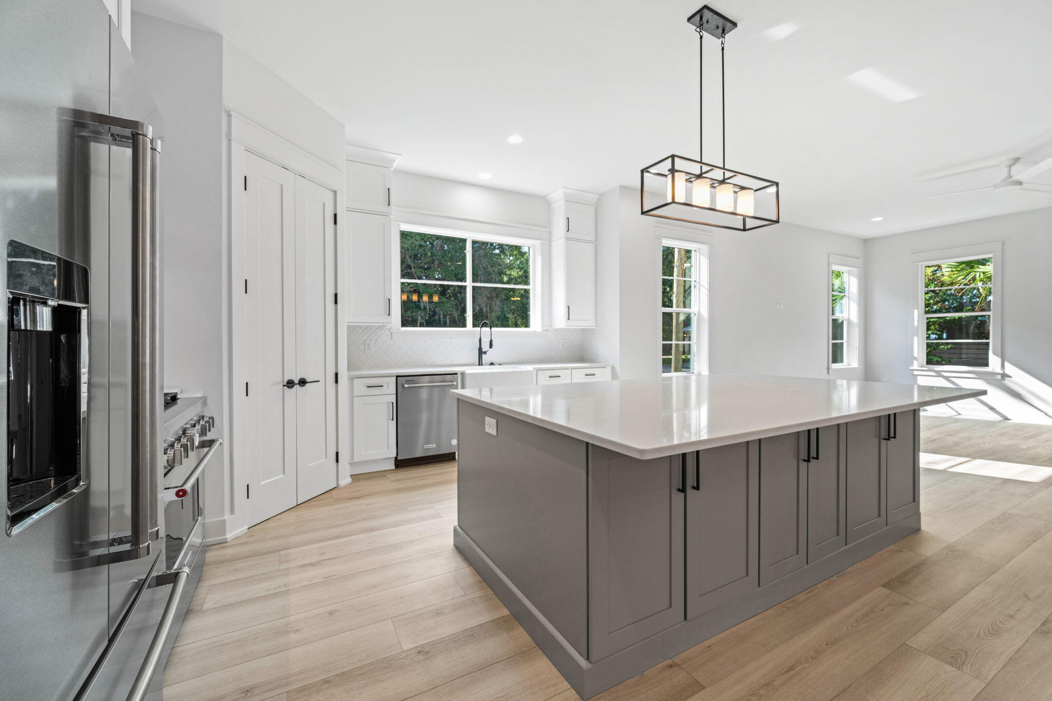 326 E Mitchell Avenue