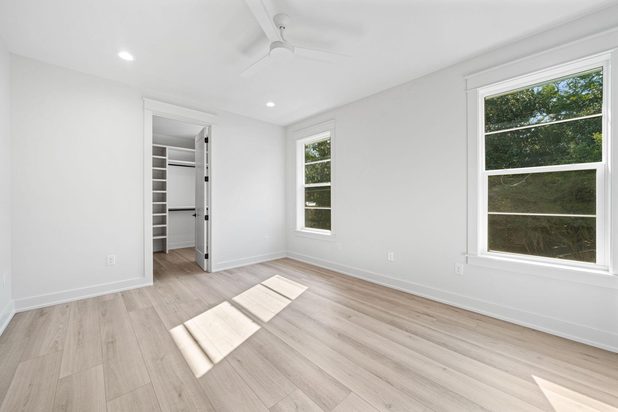 326 E Mitchell Avenue