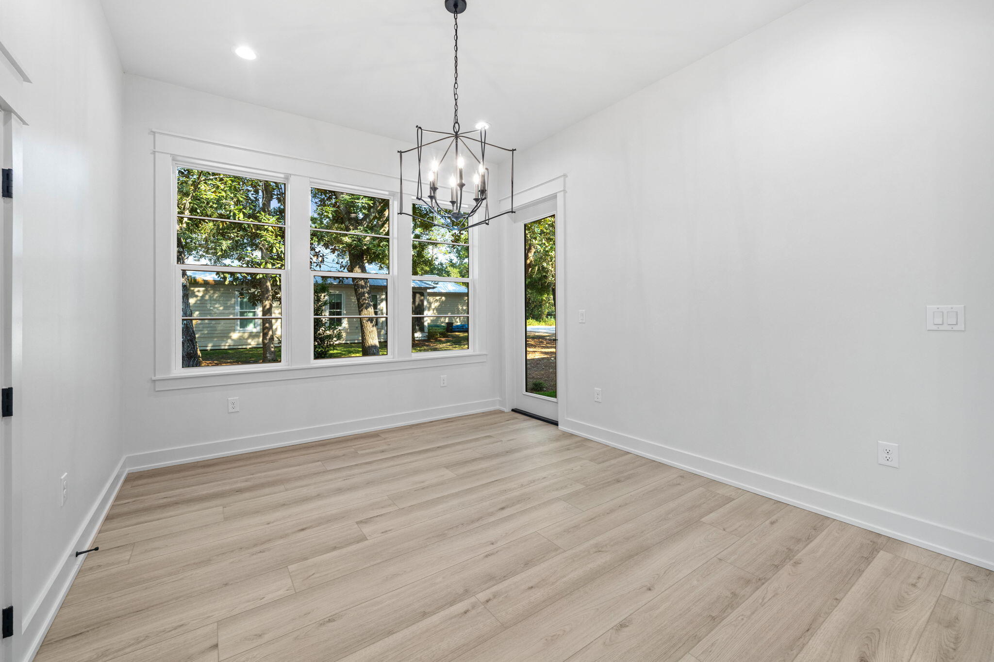 326 E Mitchell Avenue