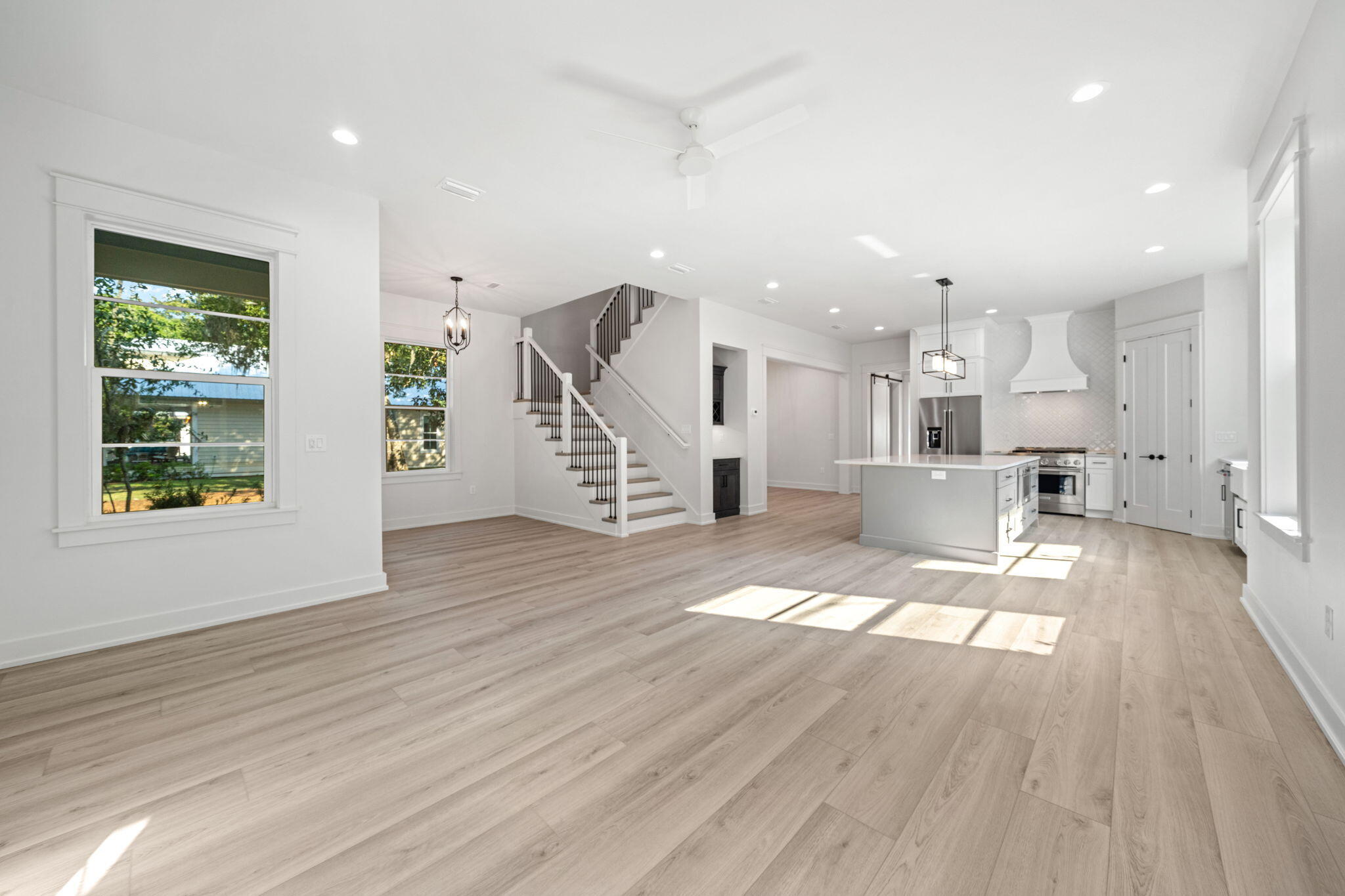 326 E Mitchell Avenue