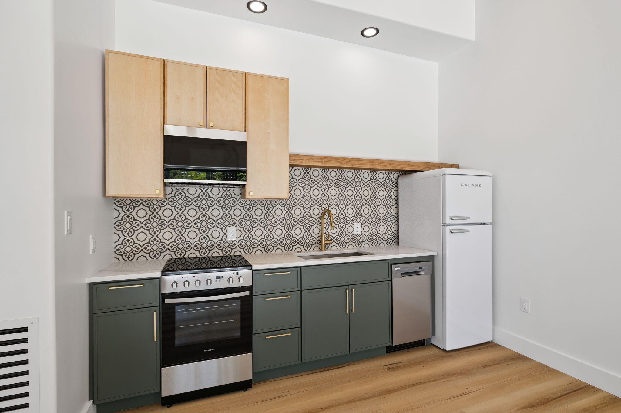 129 Oyster Lake Drive