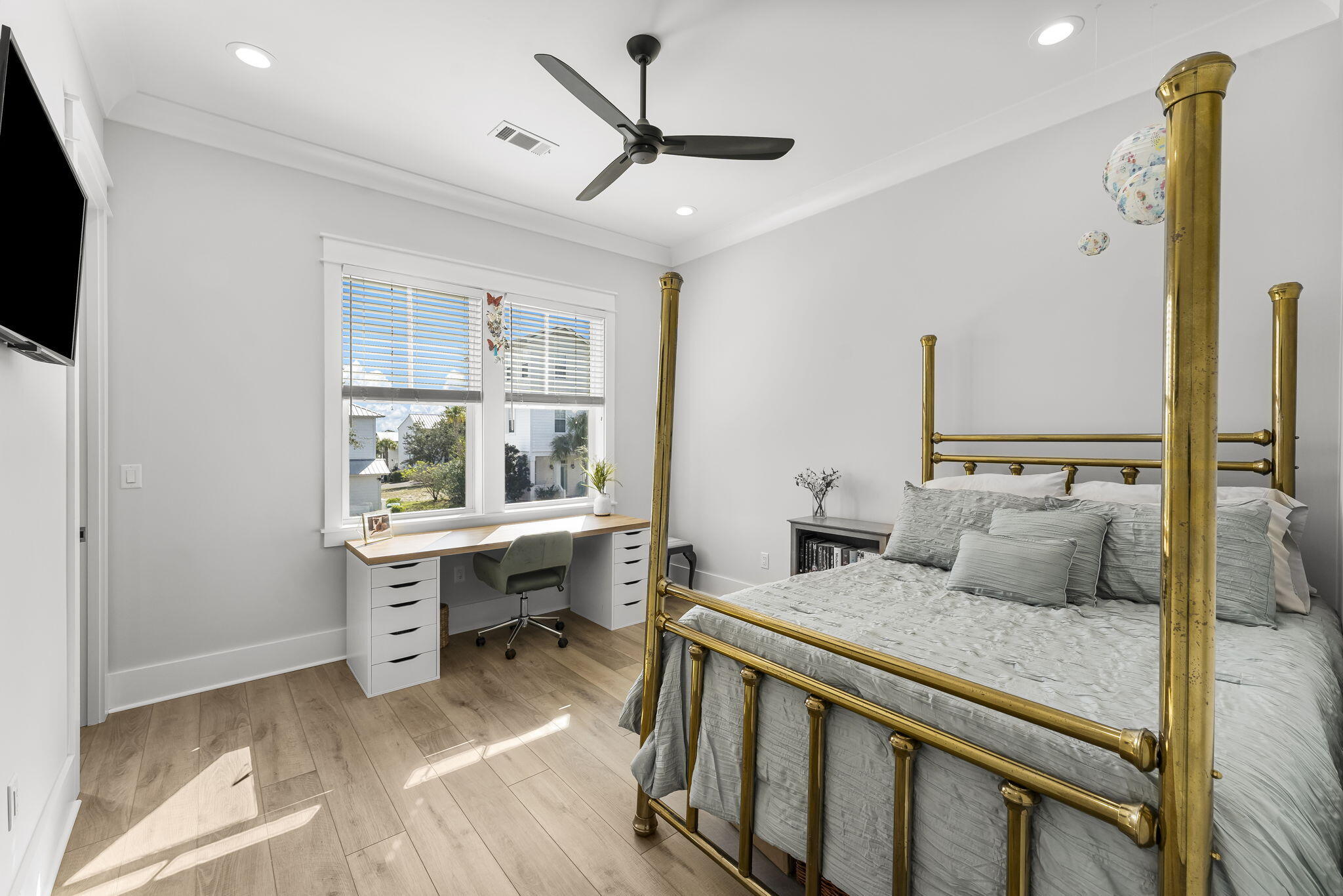 18 Heidi Heights Drive