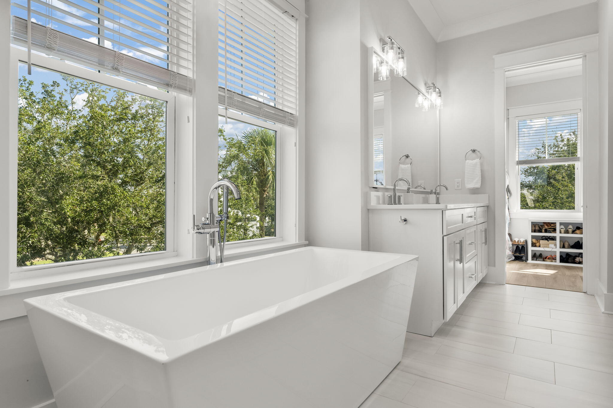 18 Heidi Heights Drive