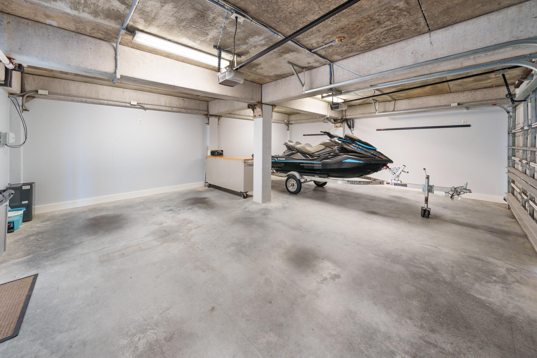 6701 Yacht Club Drive