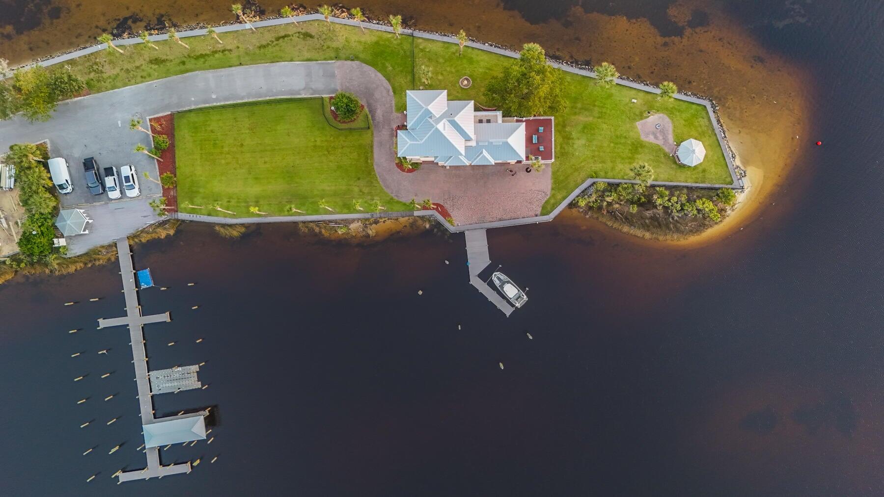 6701 Yacht Club Drive