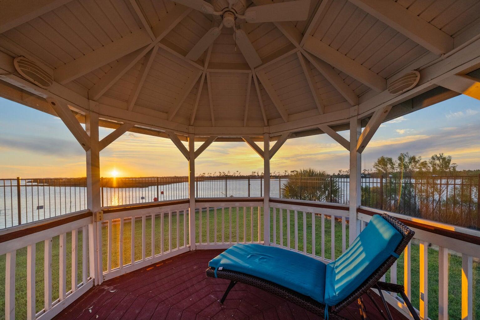 6701 Yacht Club Drive