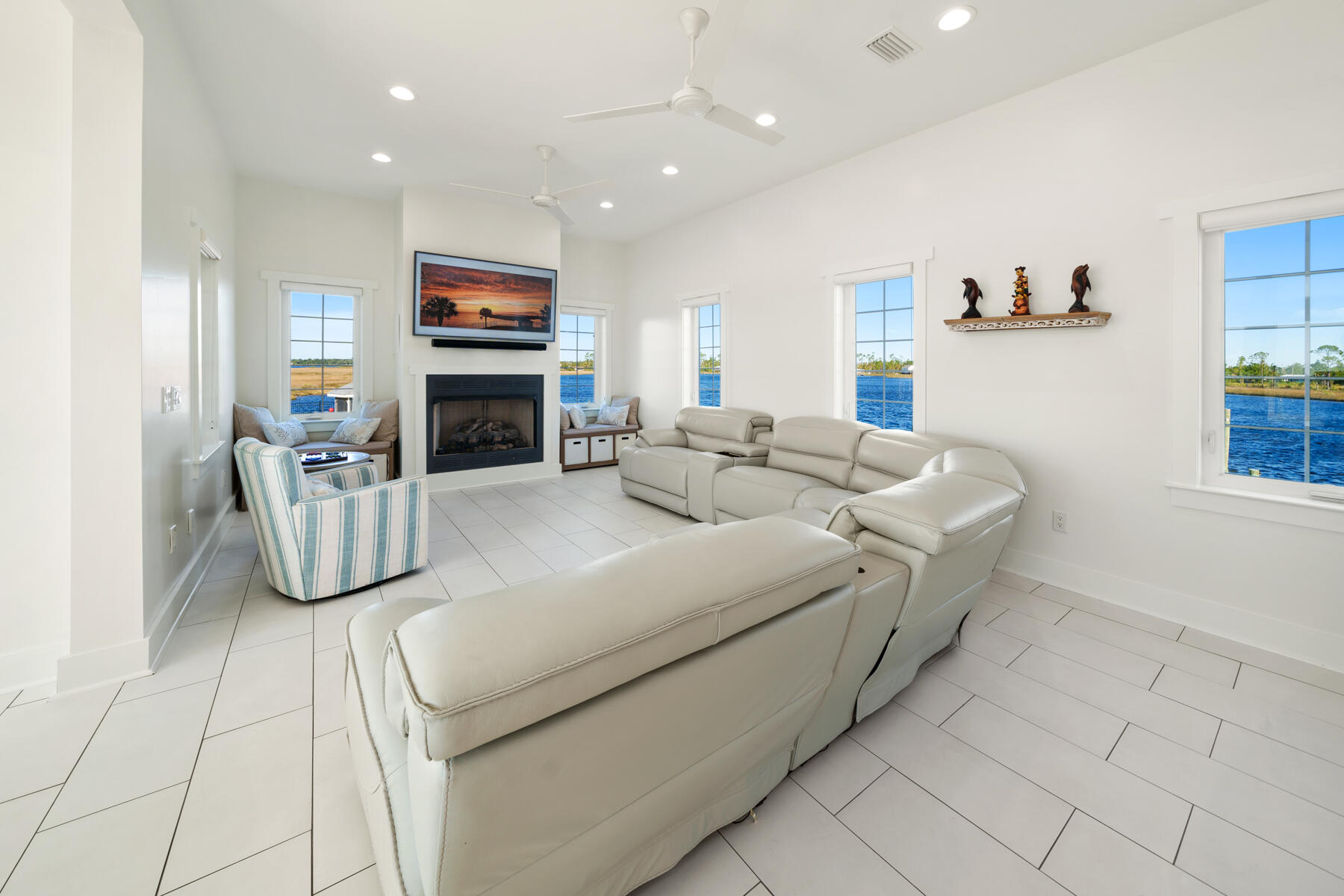 6701 Yacht Club Drive