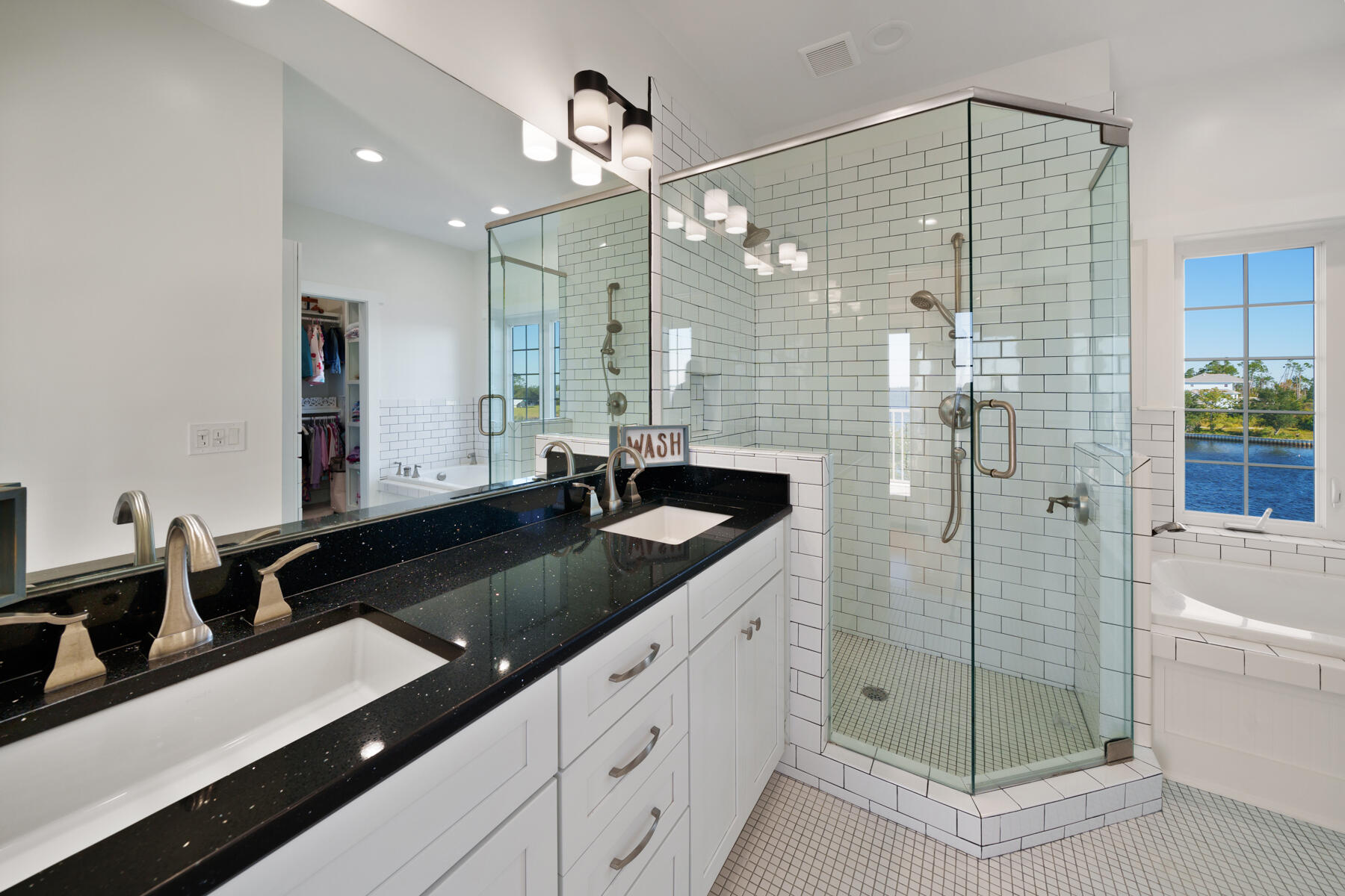 6701 Yacht Club Drive