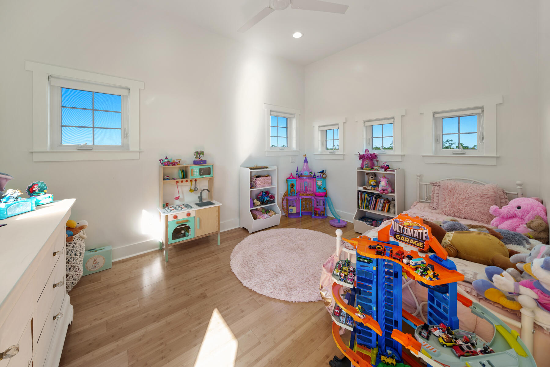 6701 Yacht Club Drive