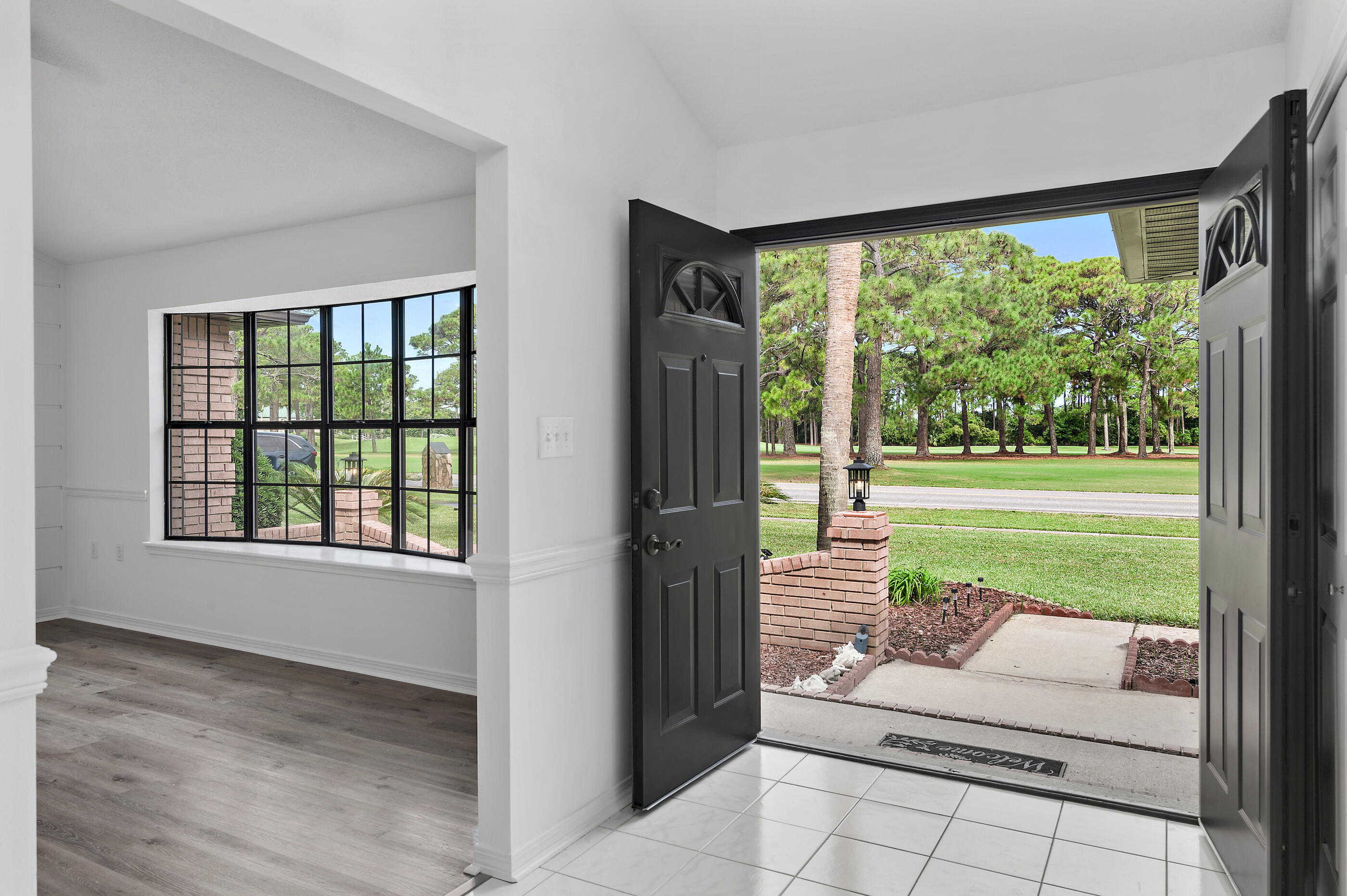 6 Country Club Drive