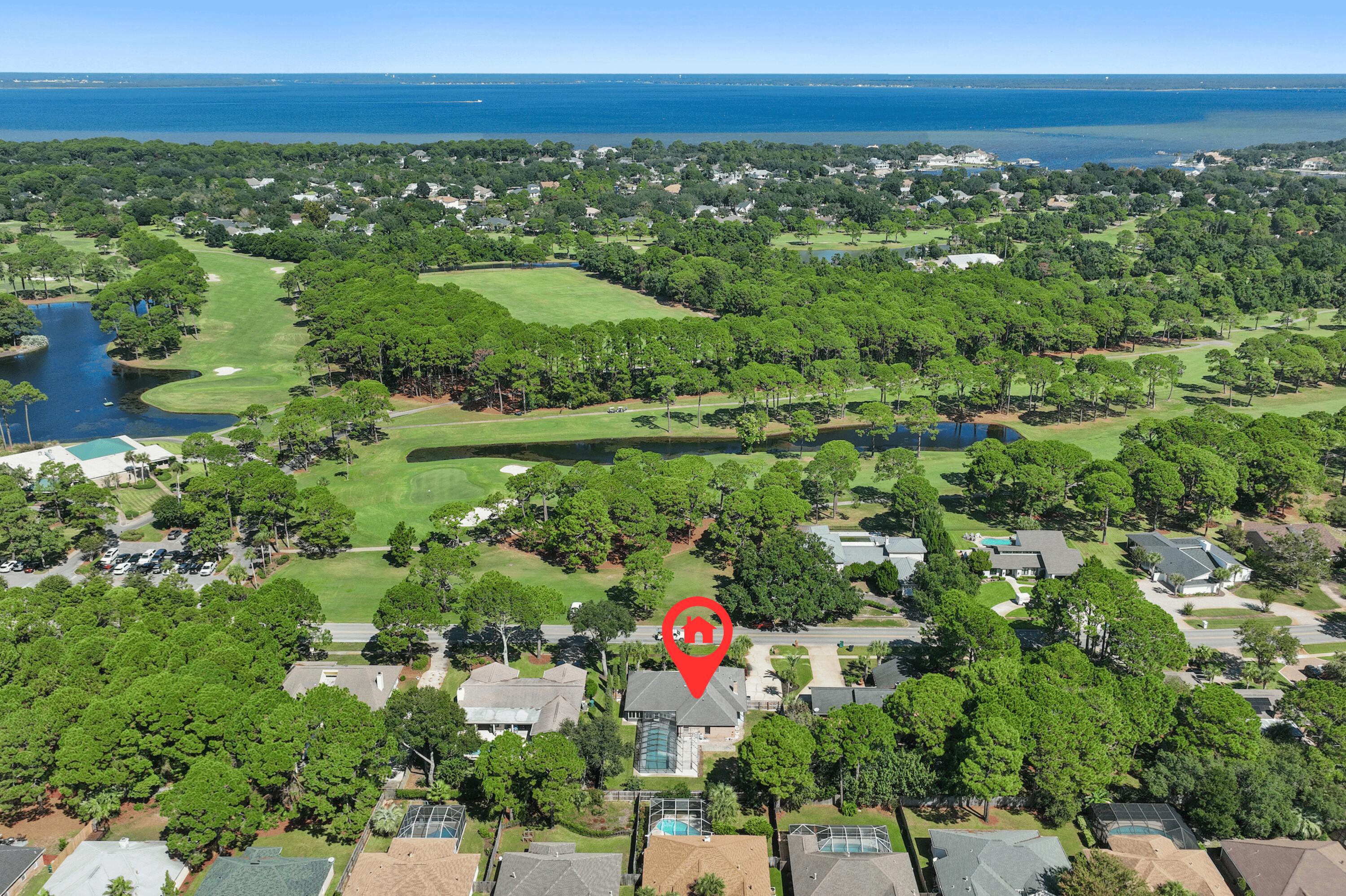 6 Country Club Drive