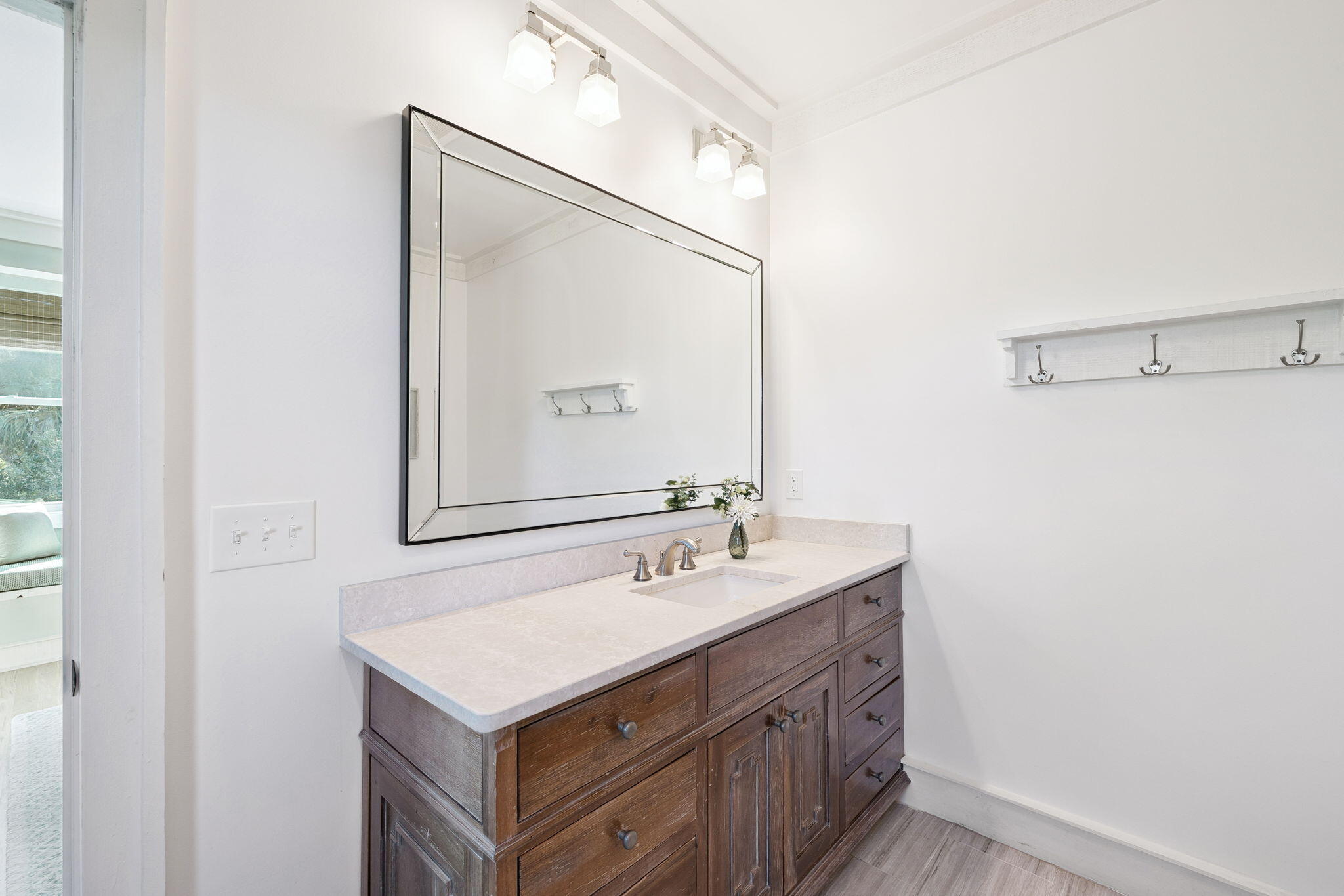 425 Beachfront Trail