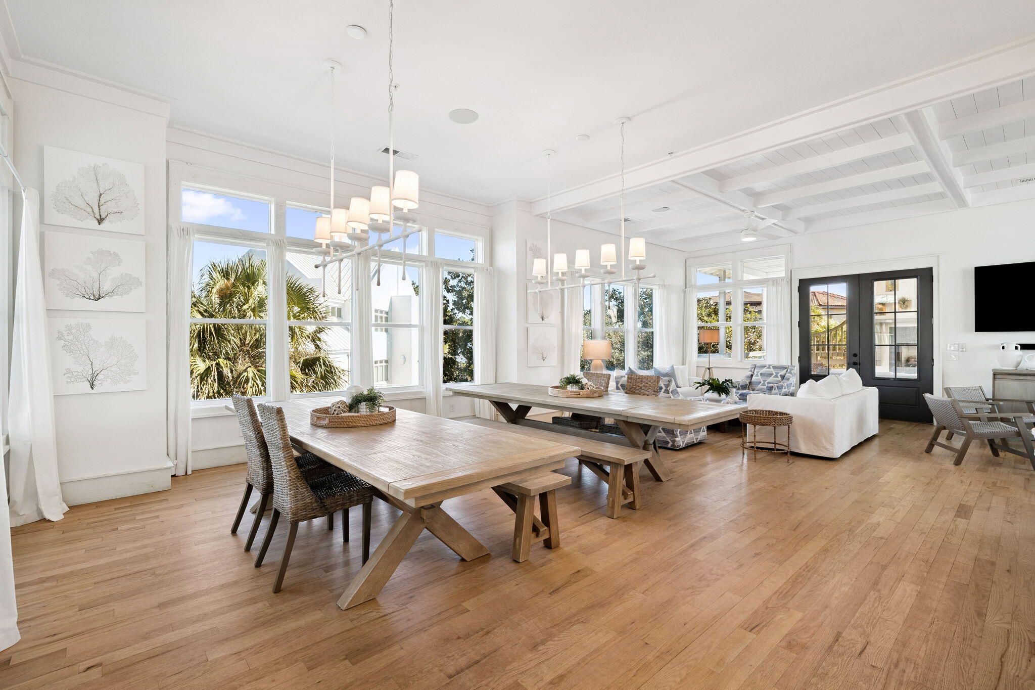 425 Beachfront Trail