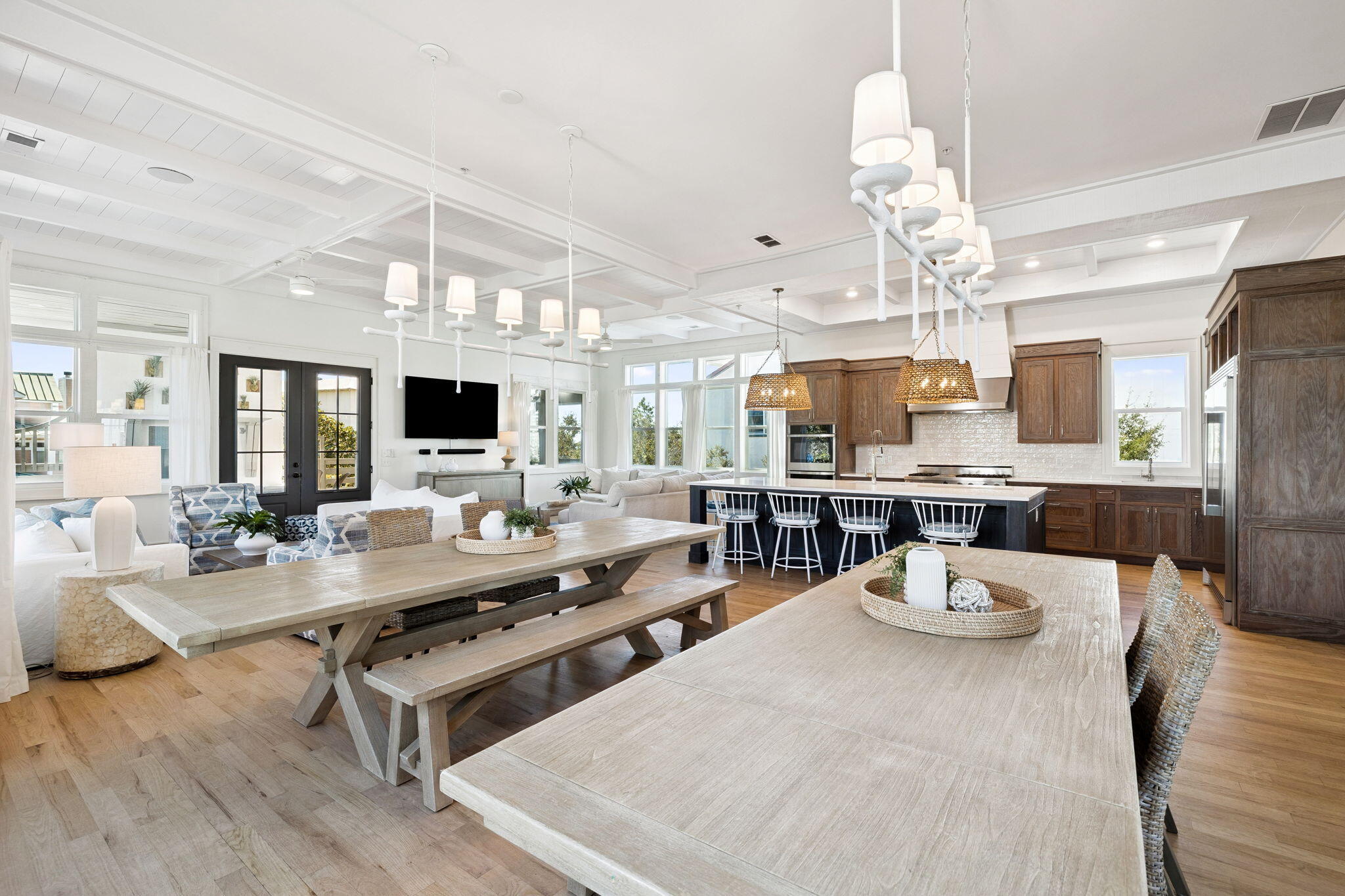 425 Beachfront Trail