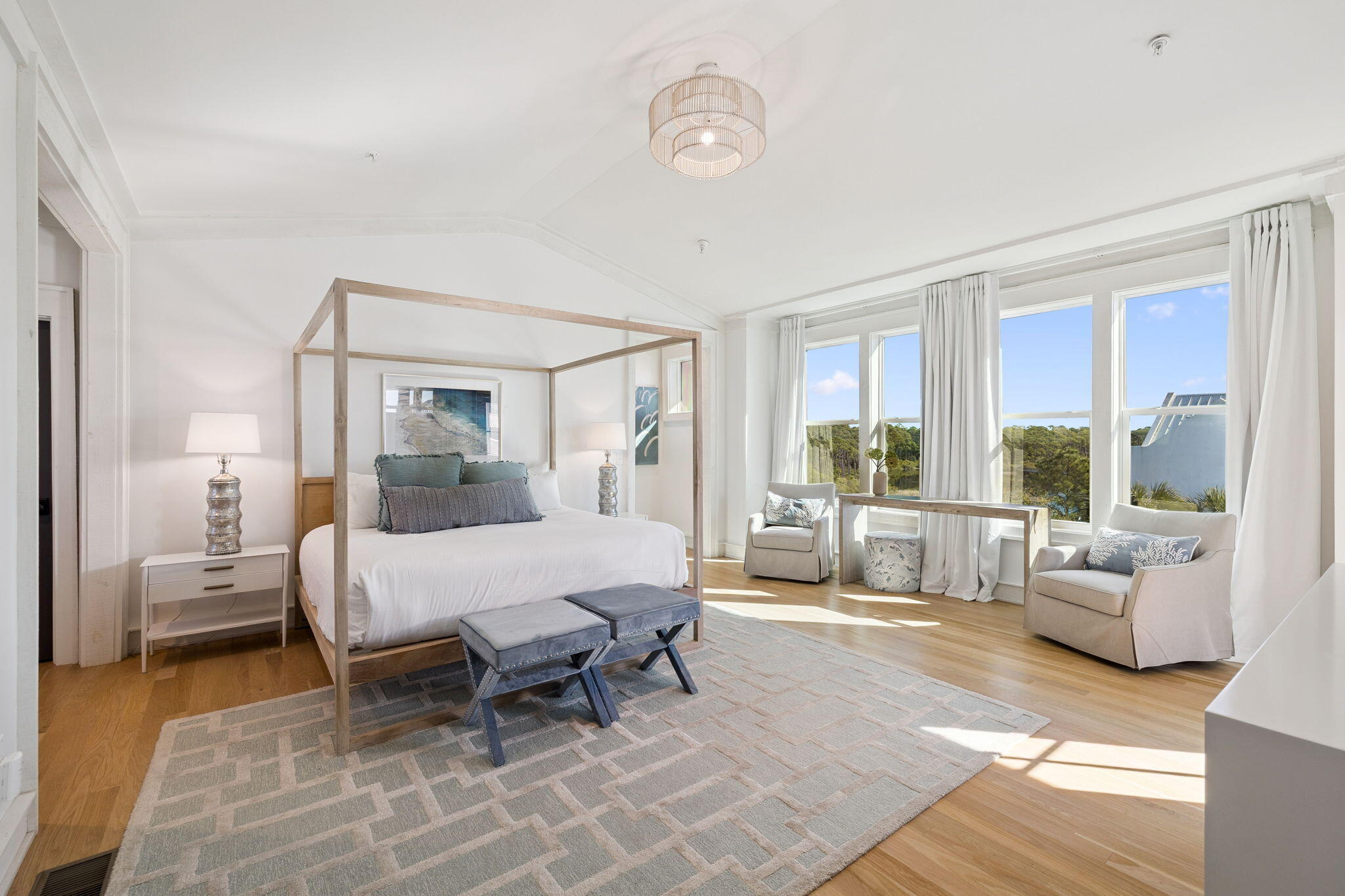 425 Beachfront Trail