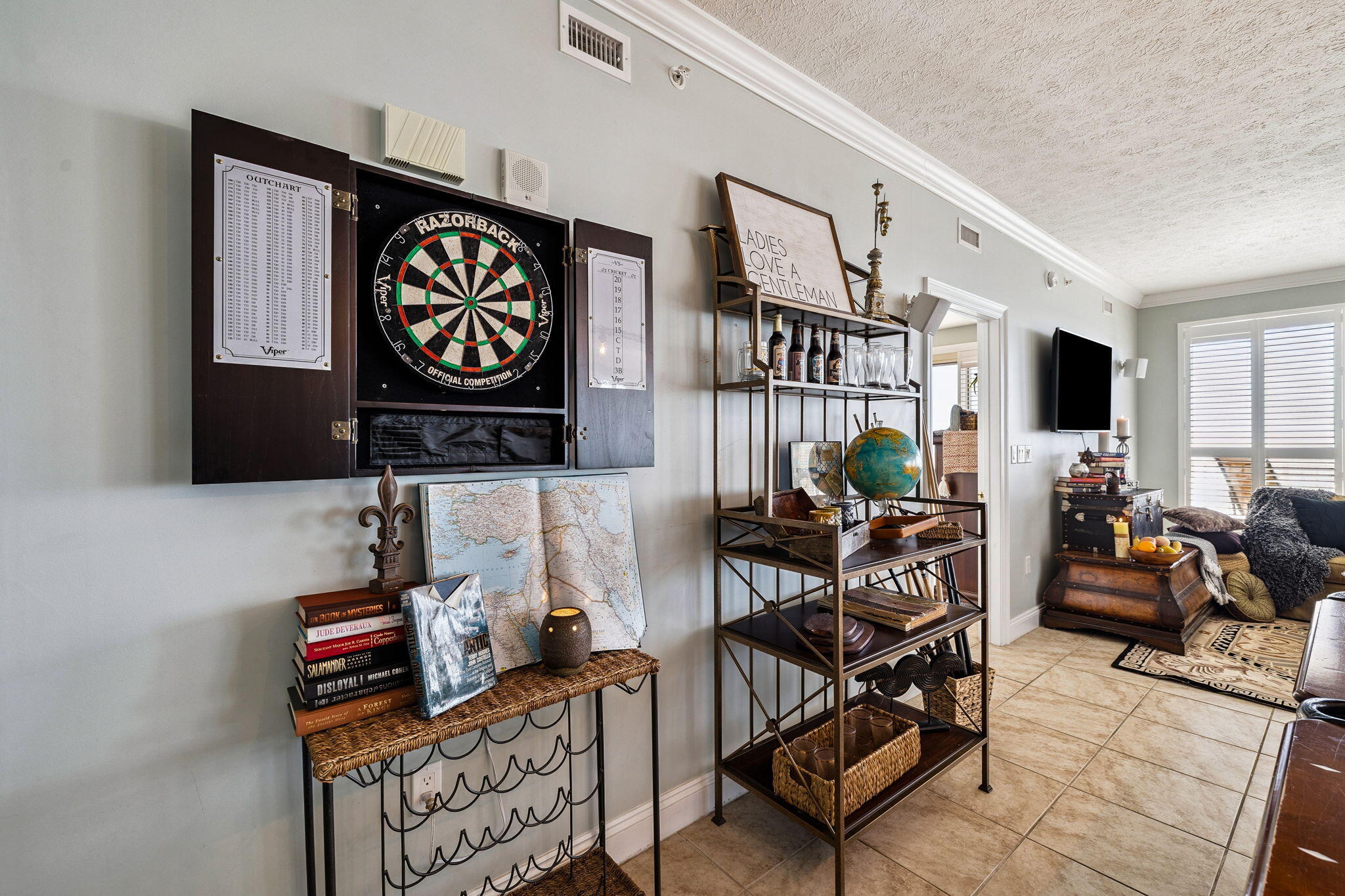 5004 Thomas Drive, 1712