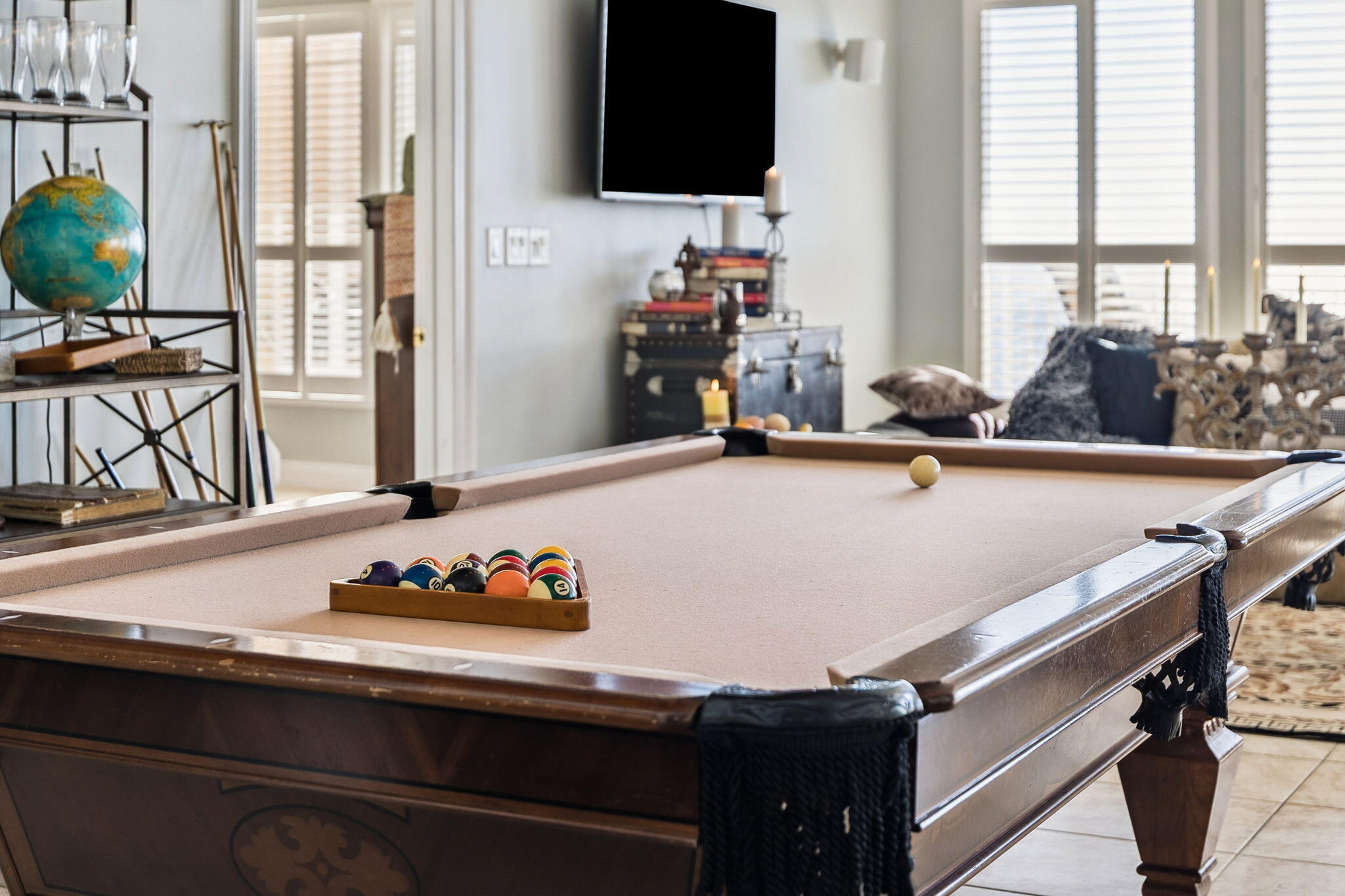 5004 Thomas Drive, 1712