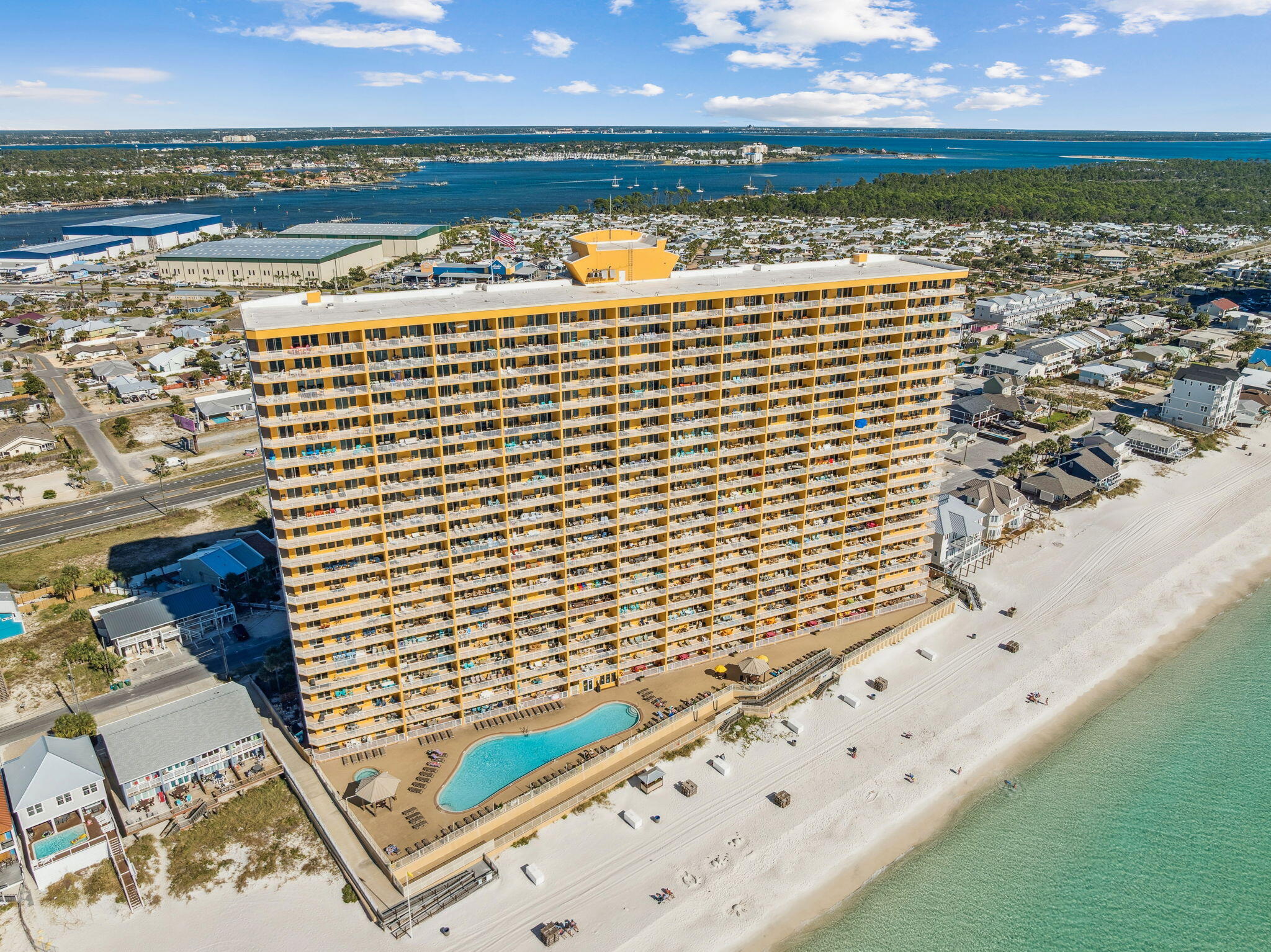 5004 Thomas Drive, 1712