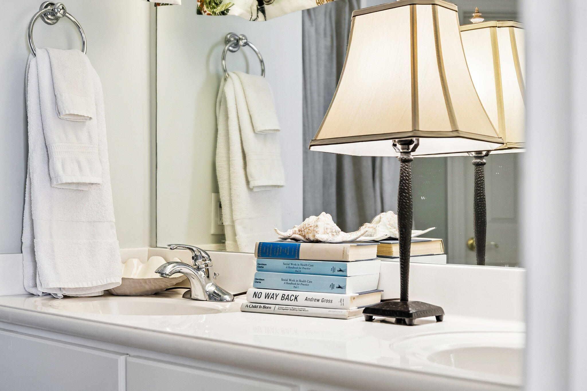 5004 Thomas Drive, 1712