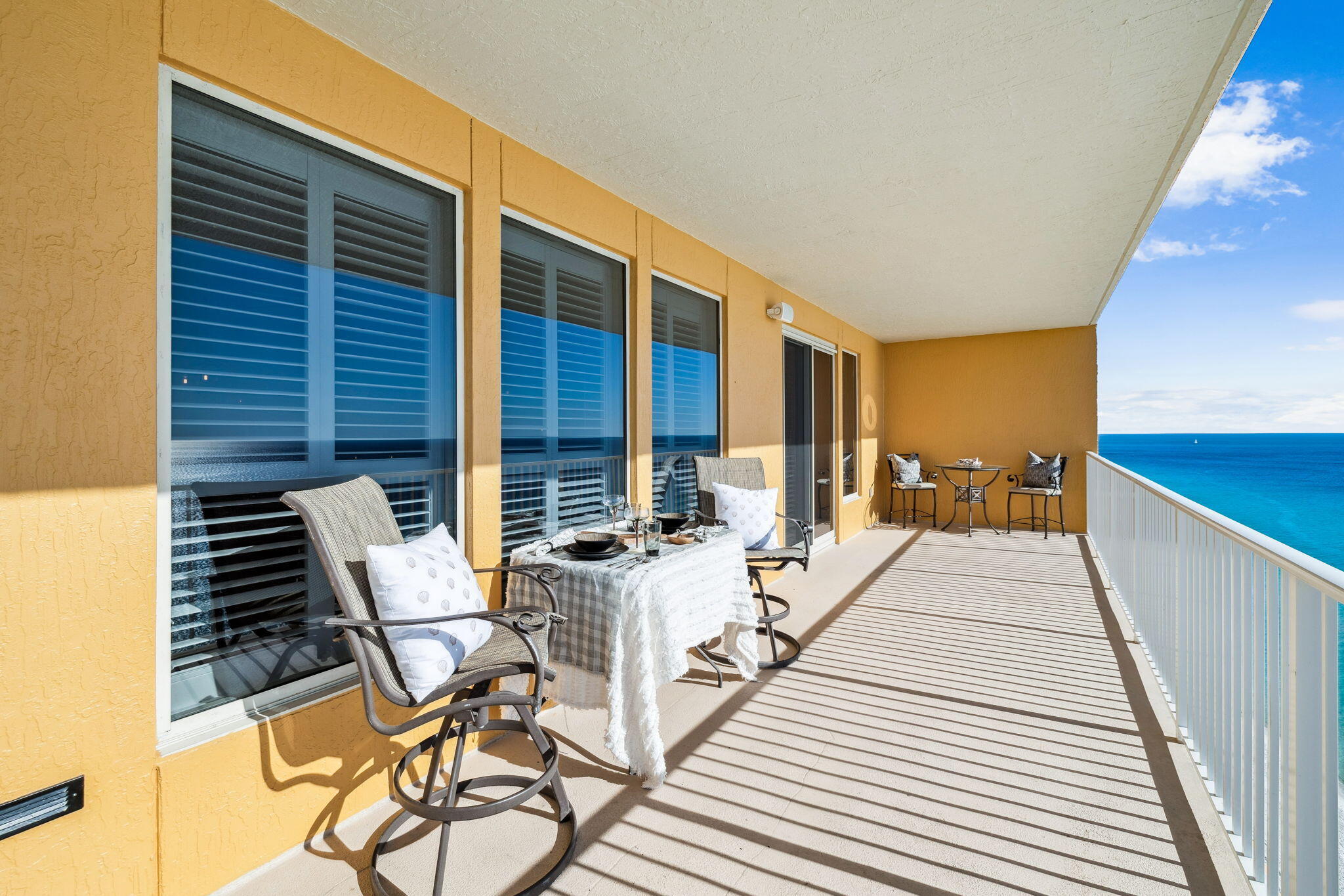 5004 Thomas Drive, 1712