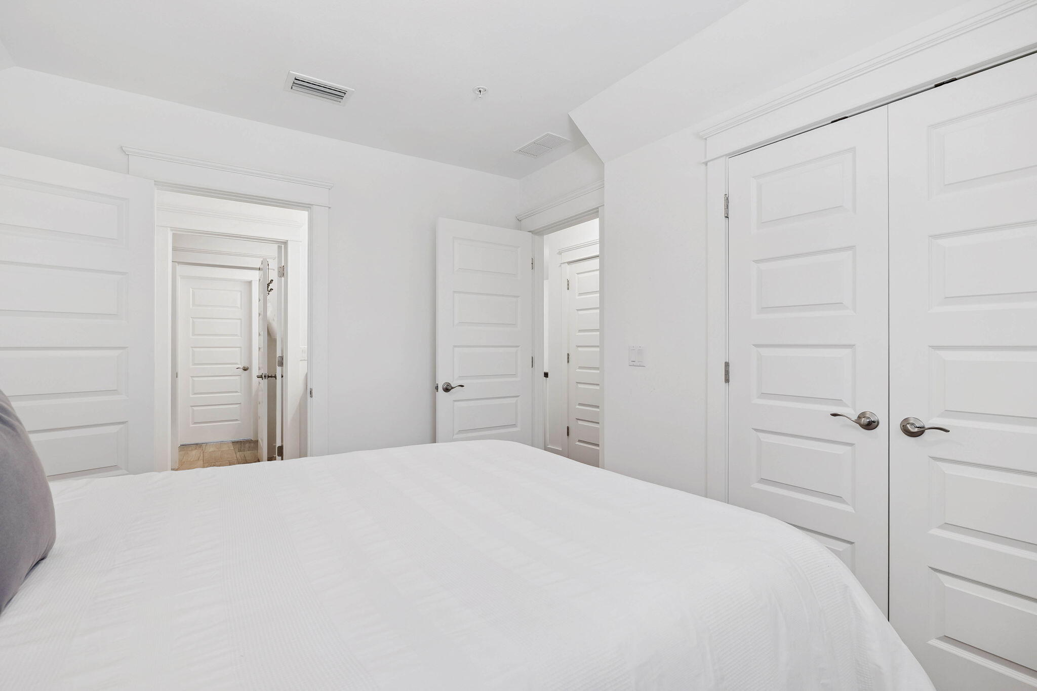 255 Emerald Beach Circle