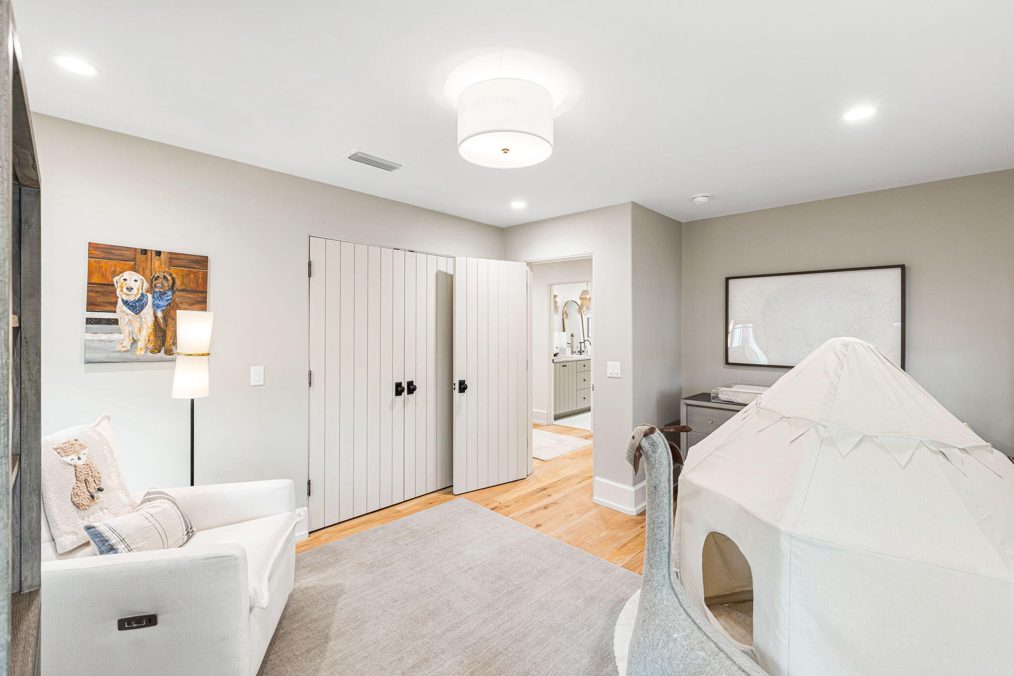 638 N Walton Lakeshore Drive