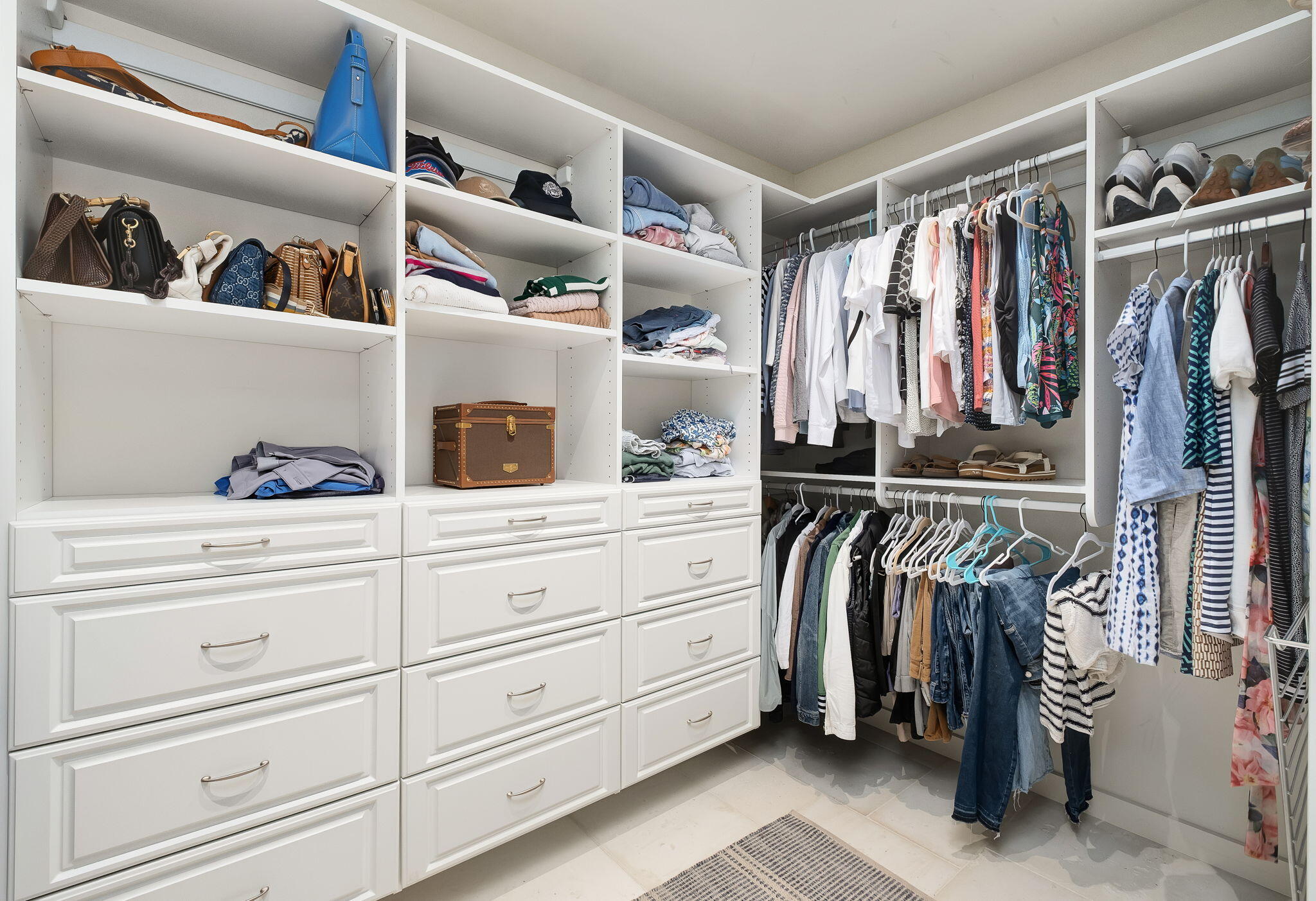 2932 Pine Valley Drive