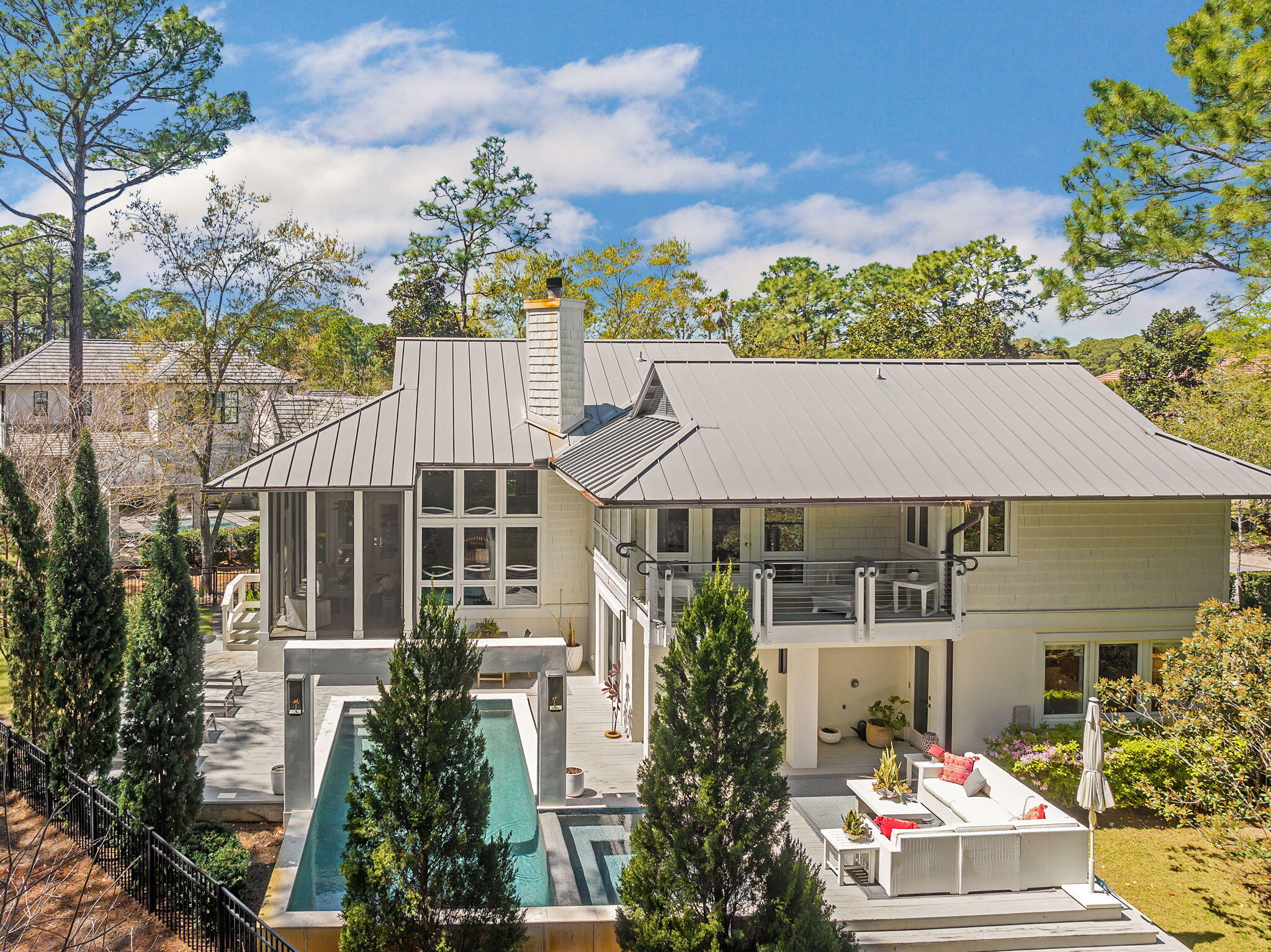 2932 Pine Valley Drive