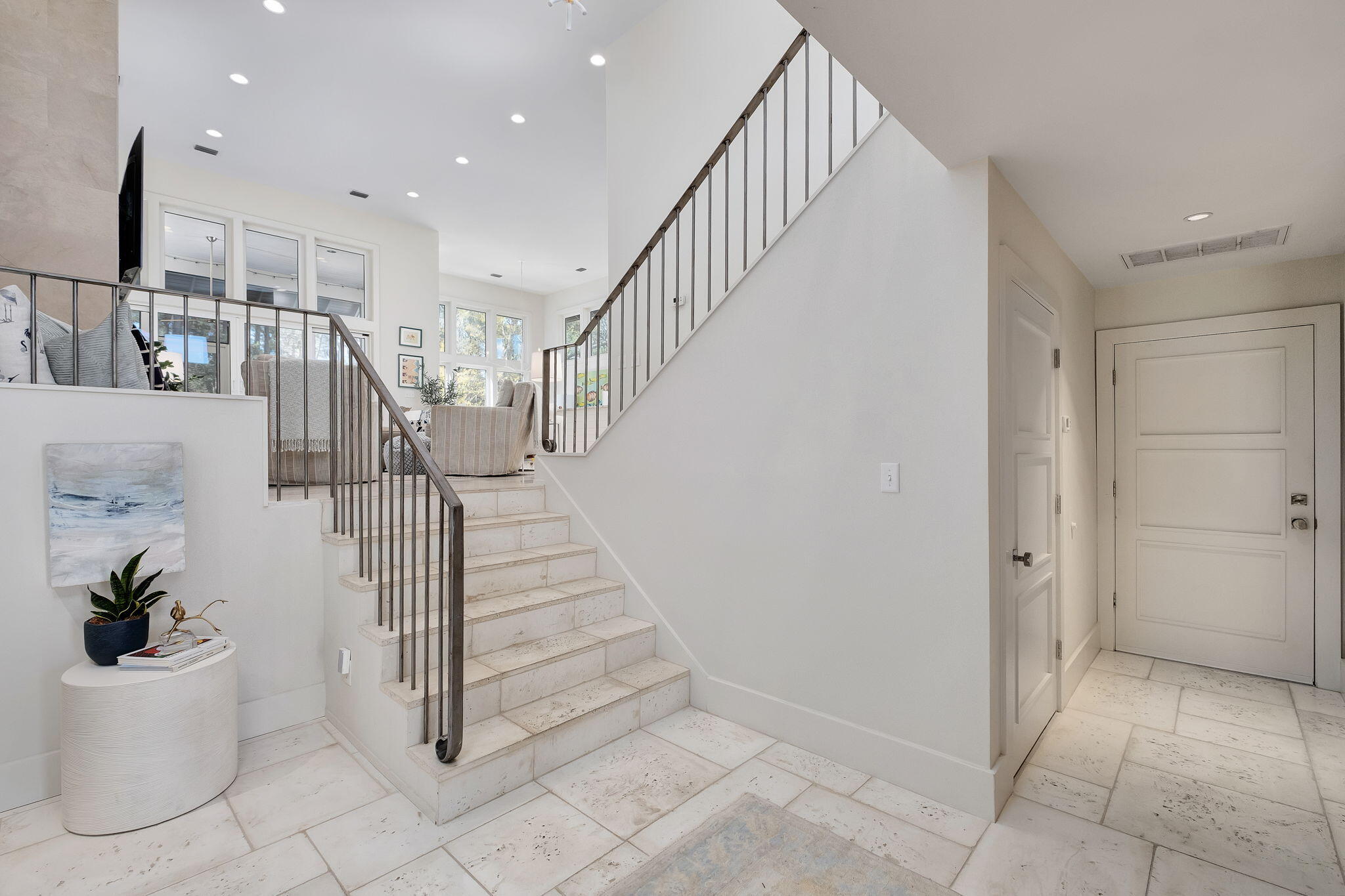 2932 Pine Valley Drive