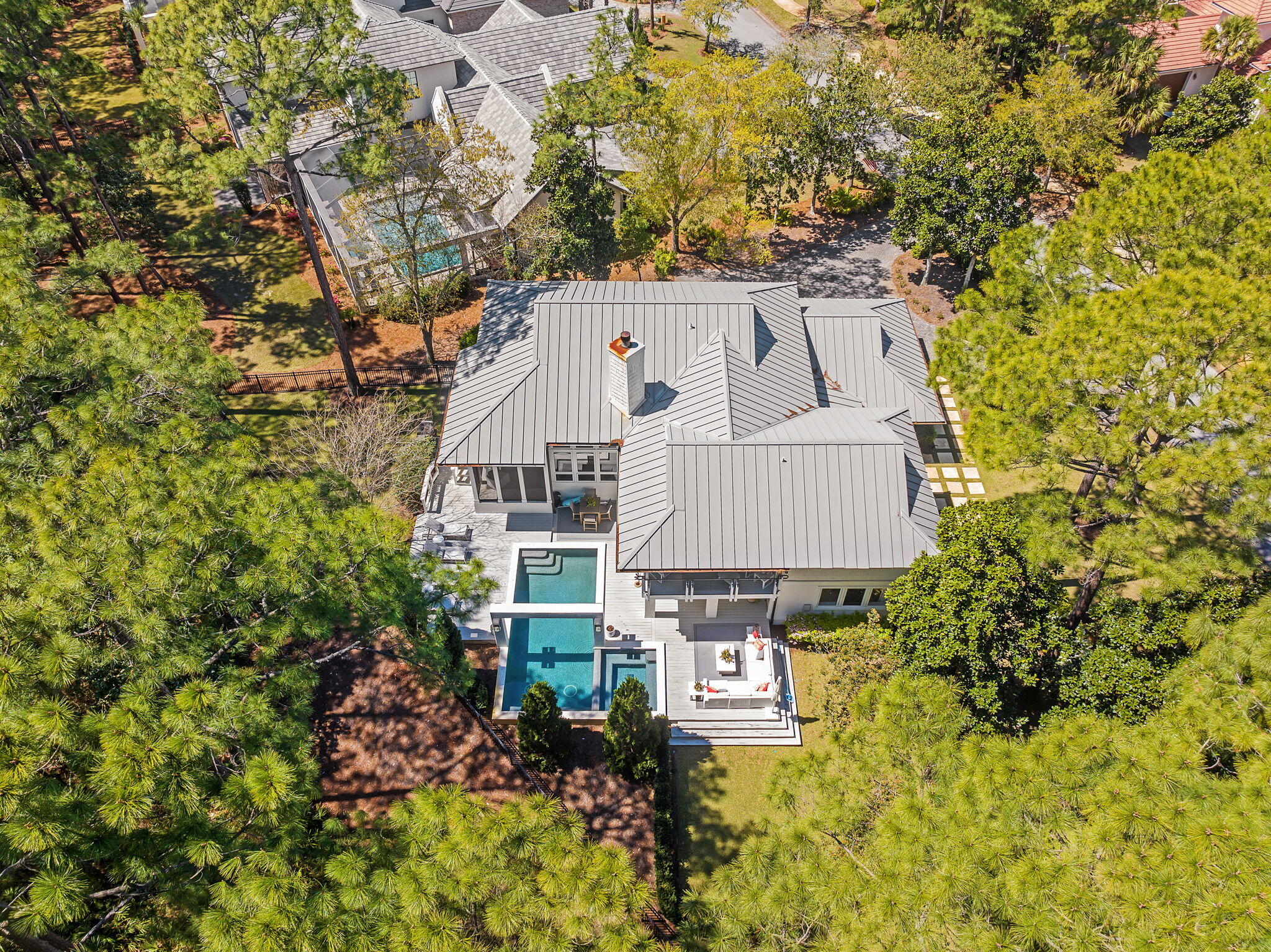 2932 Pine Valley Drive