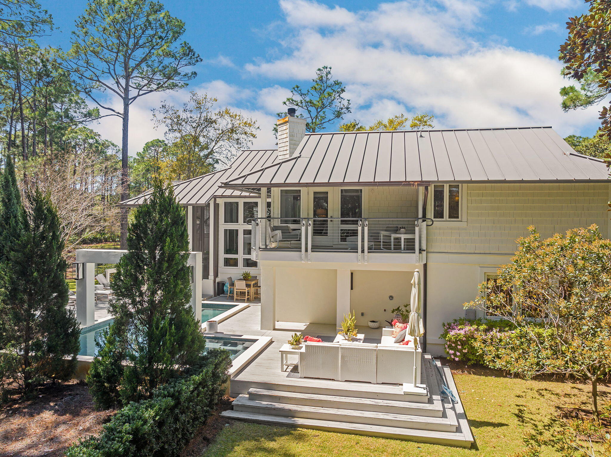 2932 Pine Valley Drive