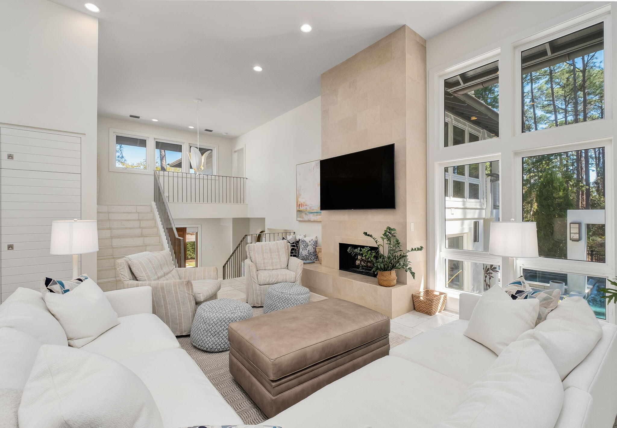 2932 Pine Valley Drive