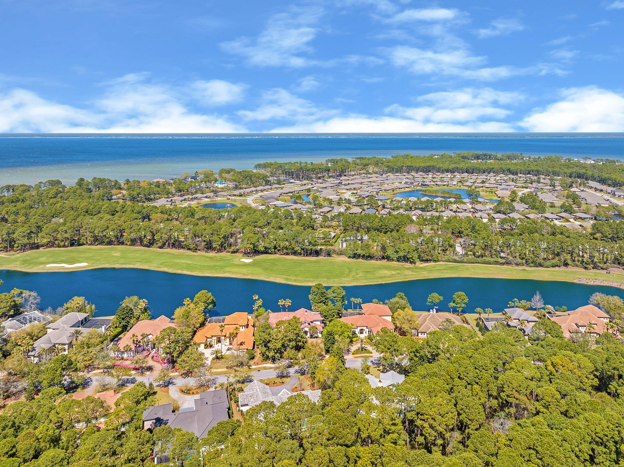 2932 Pine Valley Drive