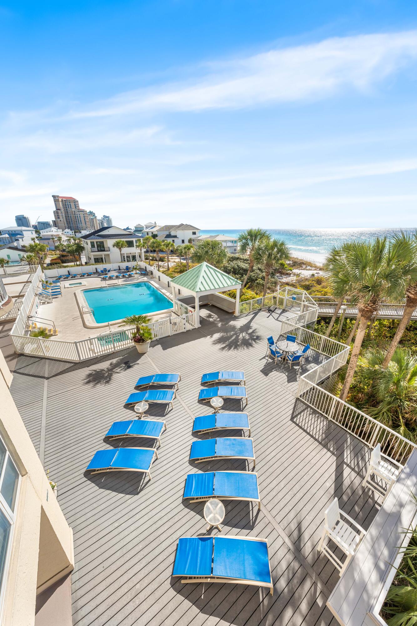 9815 US Hwy 98 W A306