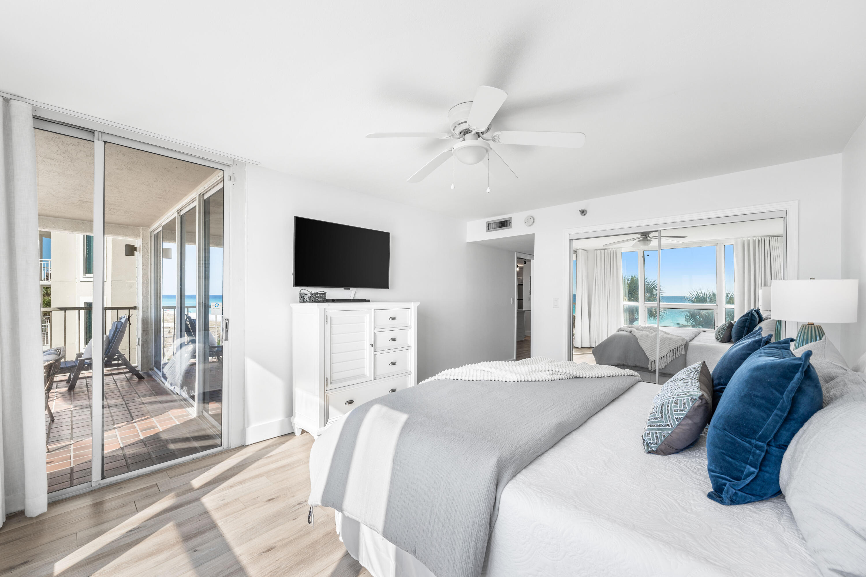 9815 US Hwy 98 W A306