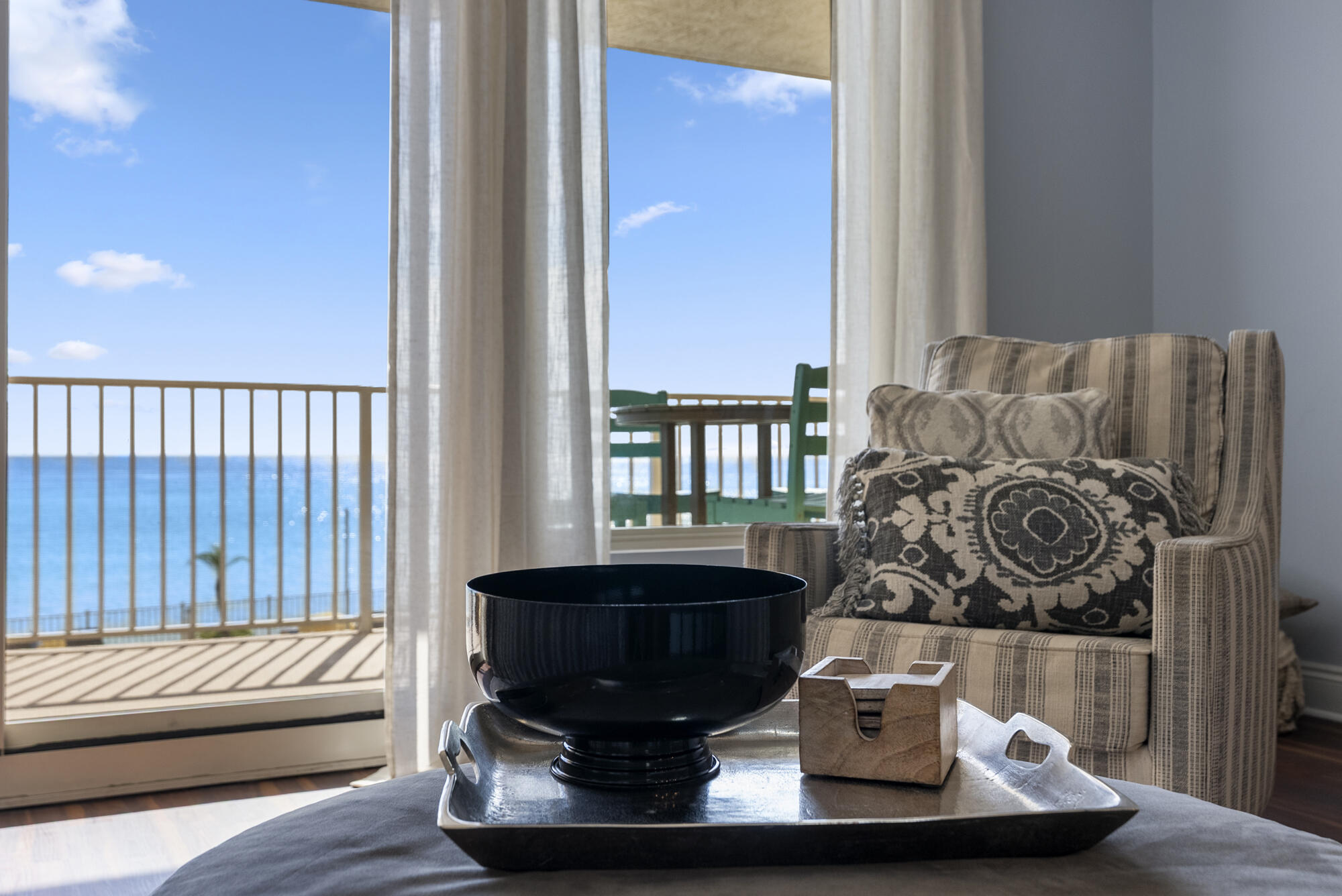 5004 Thomas Drive UNIT 209