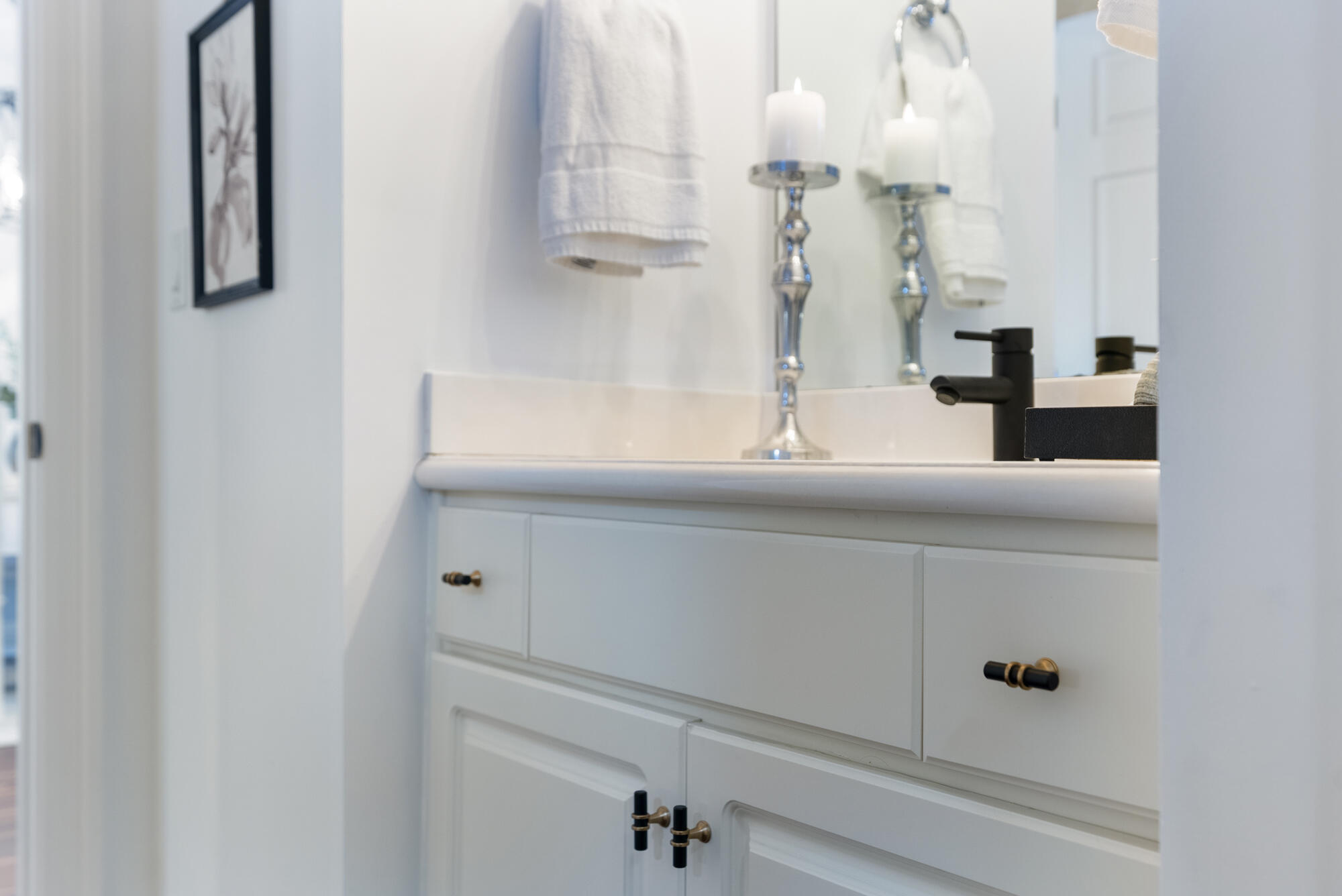 5004 Thomas Drive UNIT 209