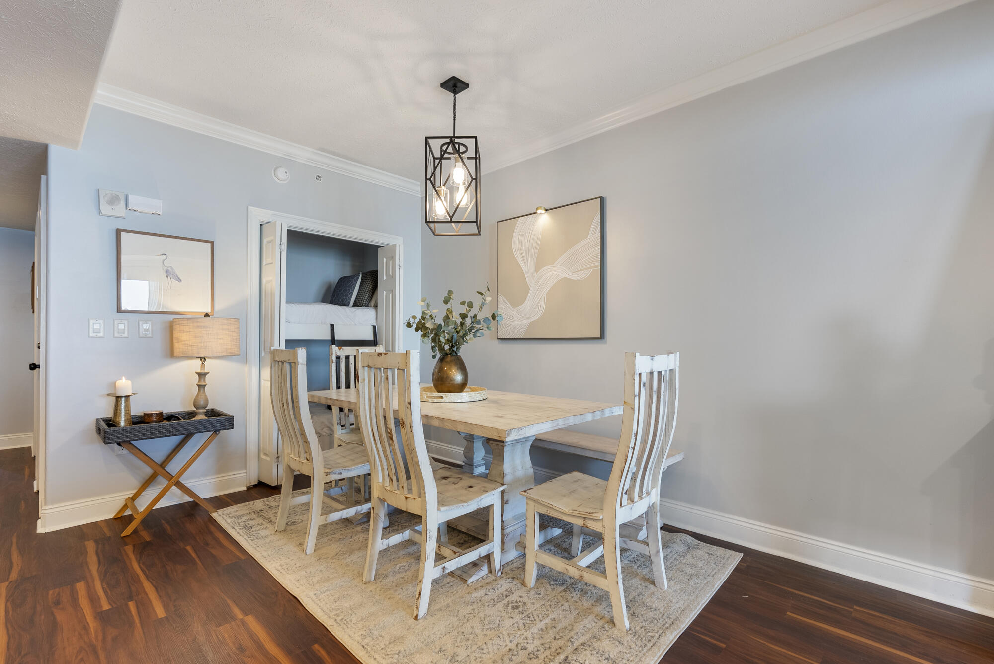 5004 Thomas Drive UNIT 209