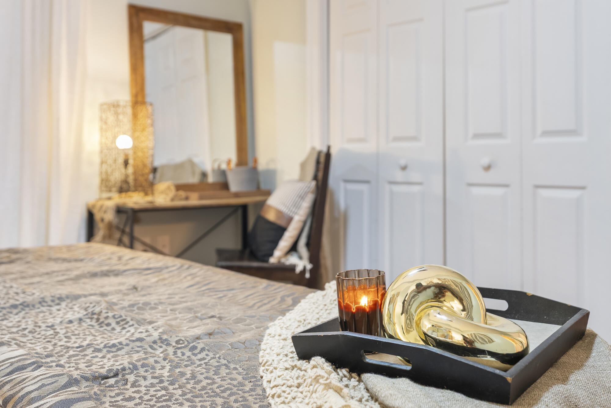 5004 Thomas Drive UNIT 209