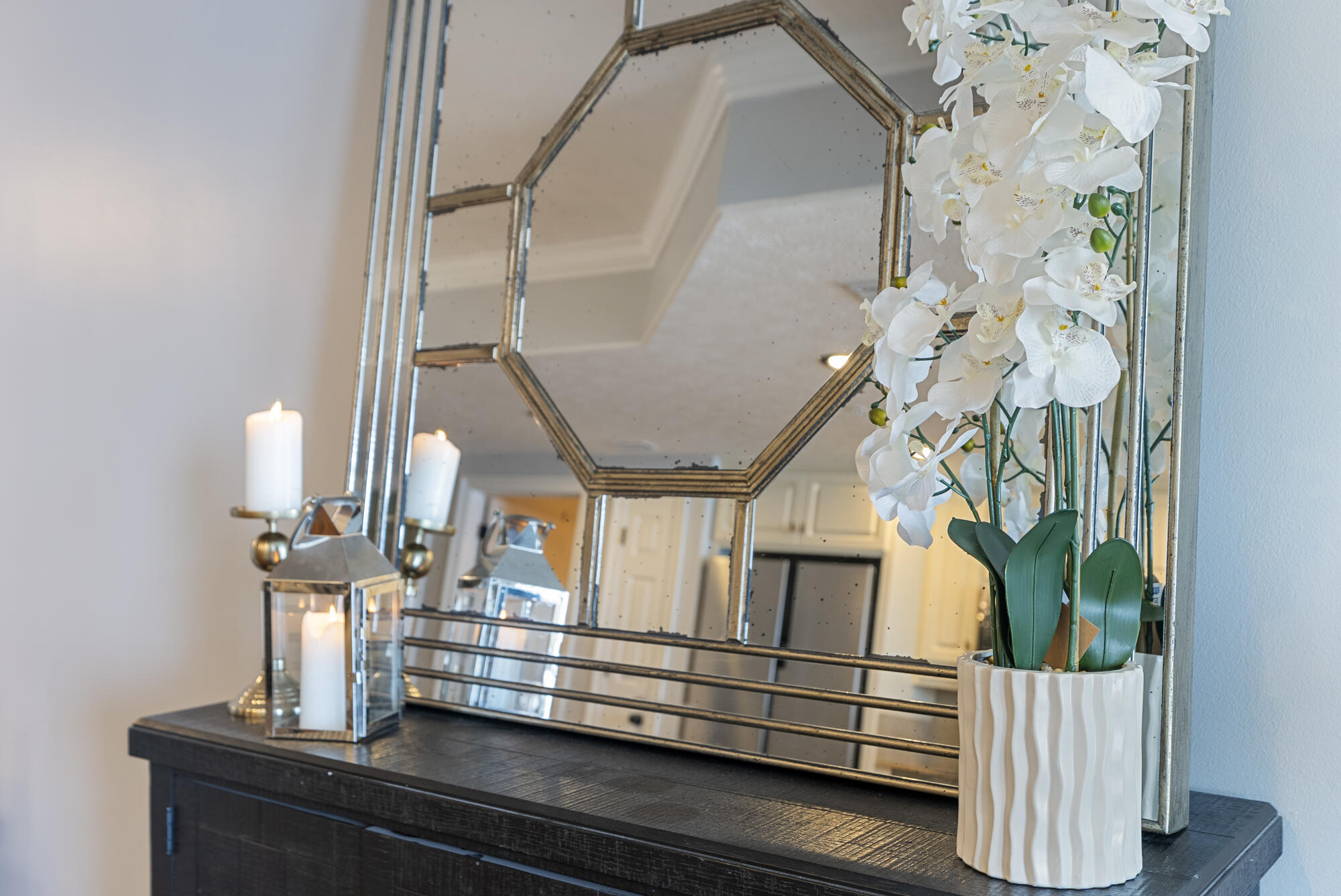 5004 Thomas Drive UNIT 209