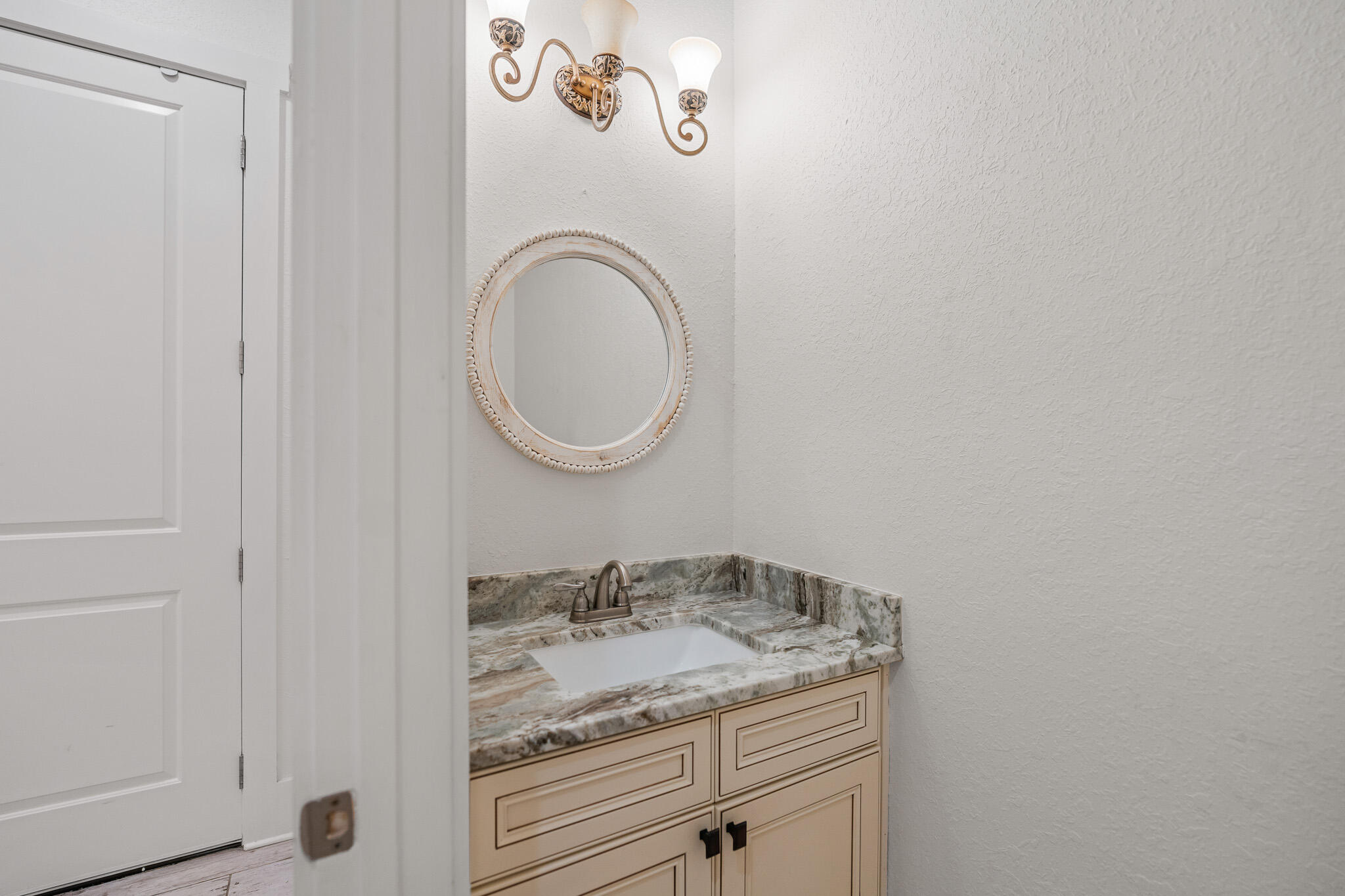 995 Airport Road UNIT 25