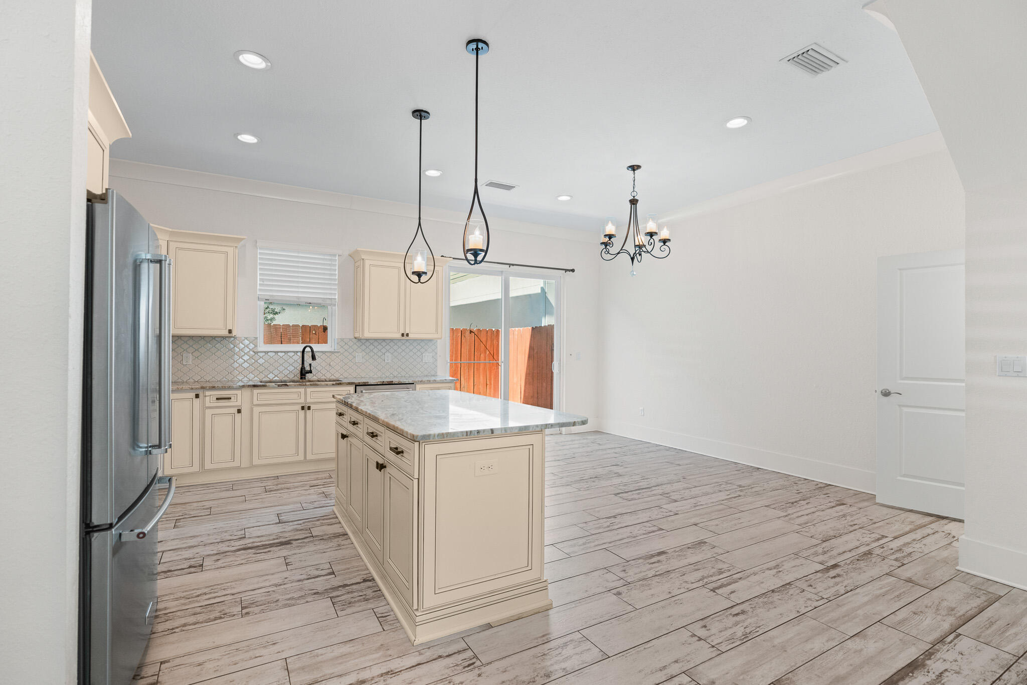 995 Airport Road UNIT 25