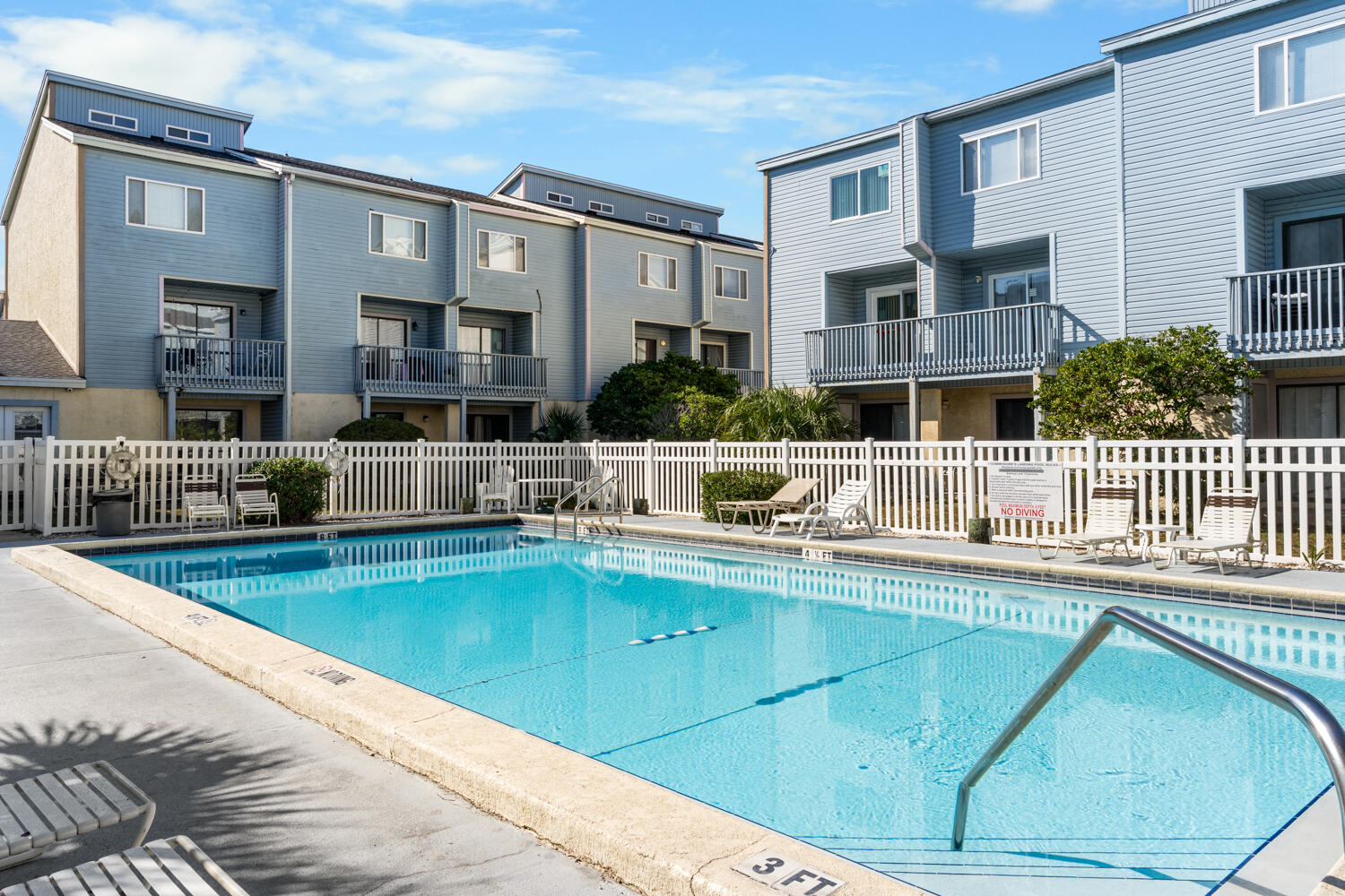 330 Bluefish Drive 204