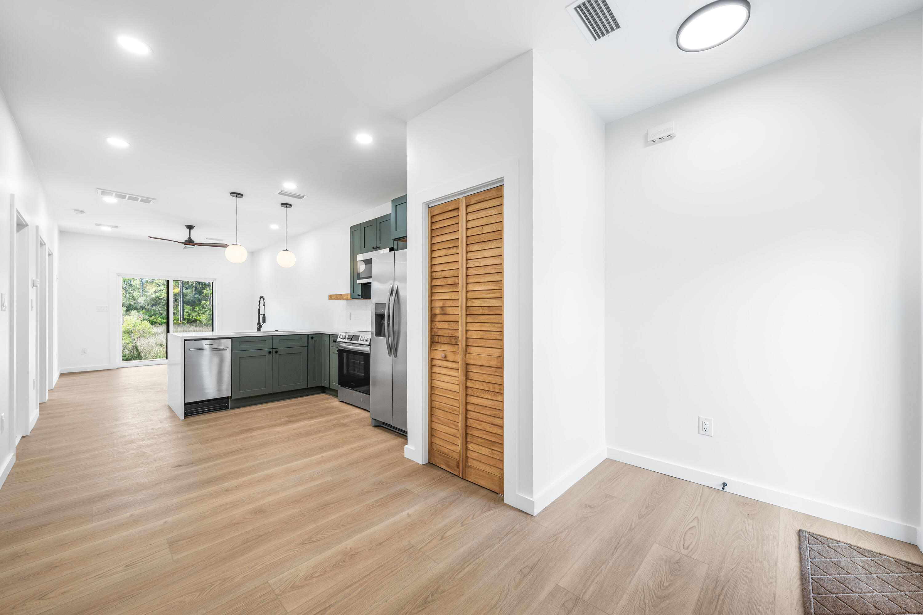 1317 N Co Highway 393