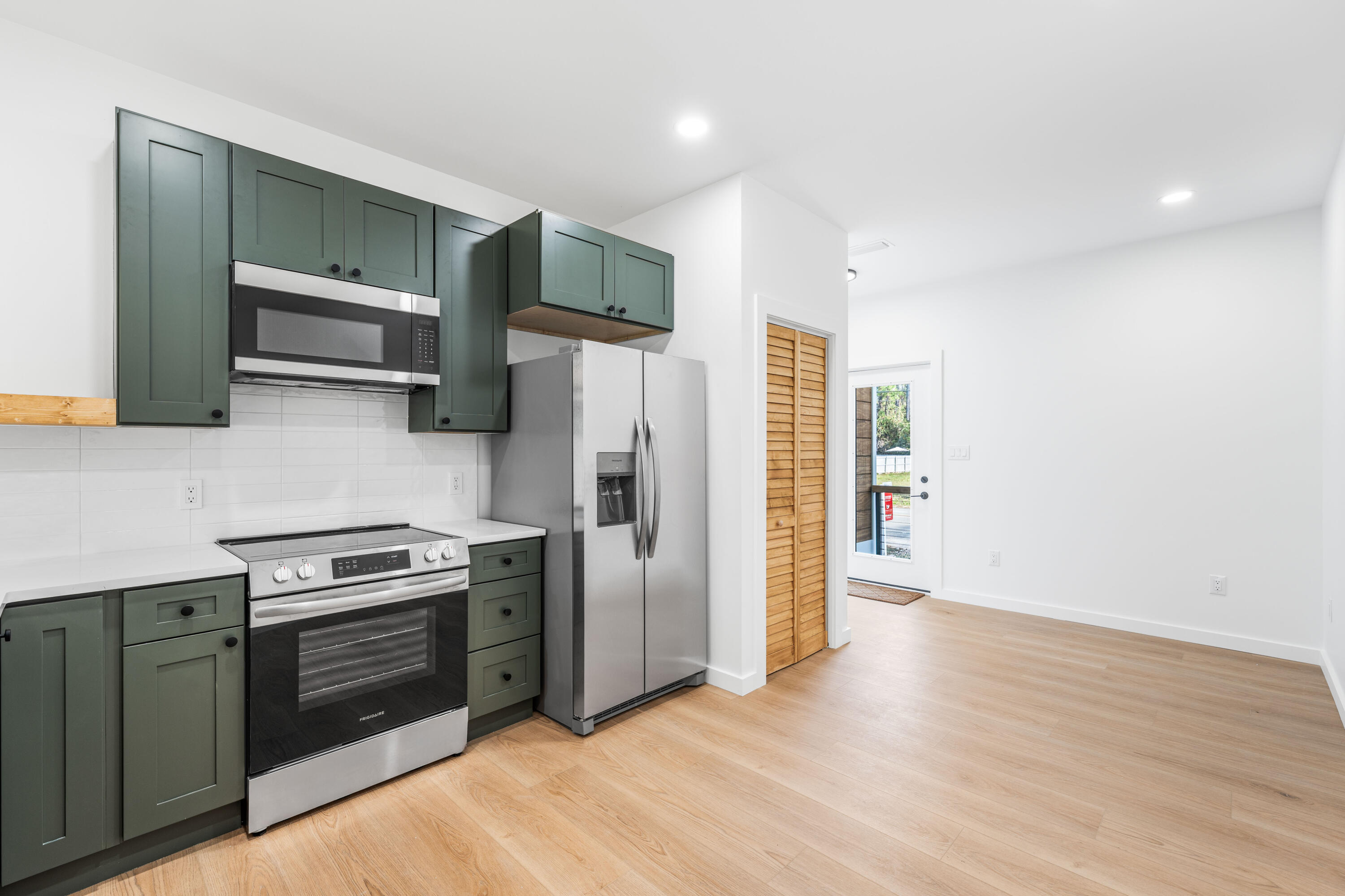 1317 N Co Highway 393