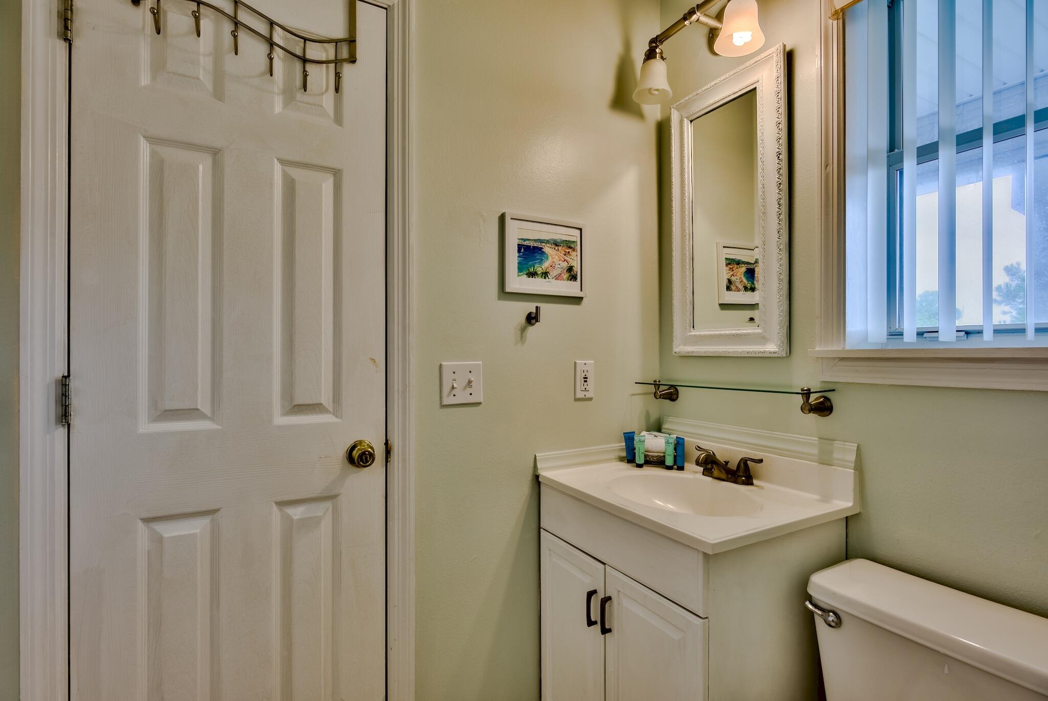 11 Beachside Drive 932