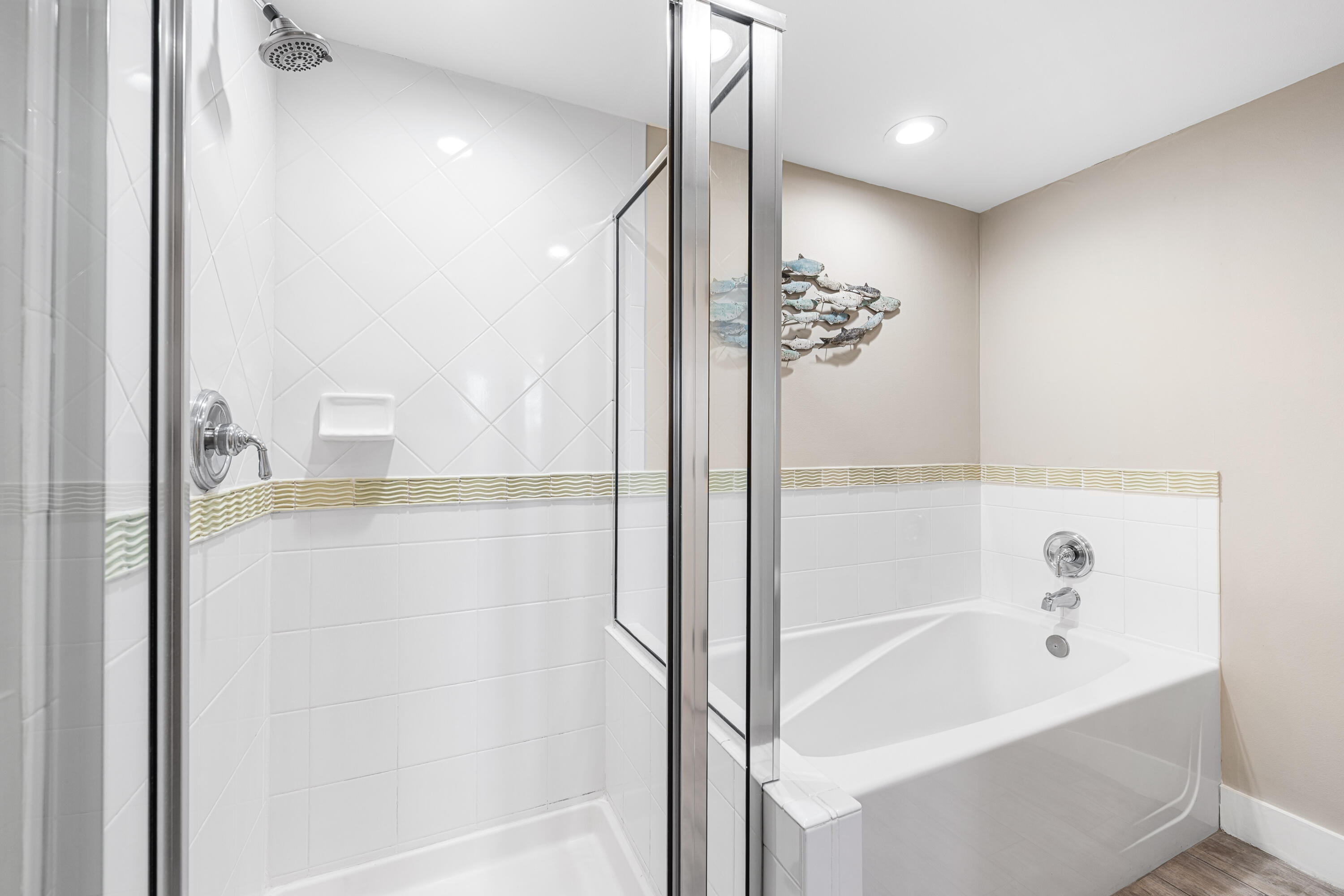 9200 Baytowne Wharf Boulevard 444/446