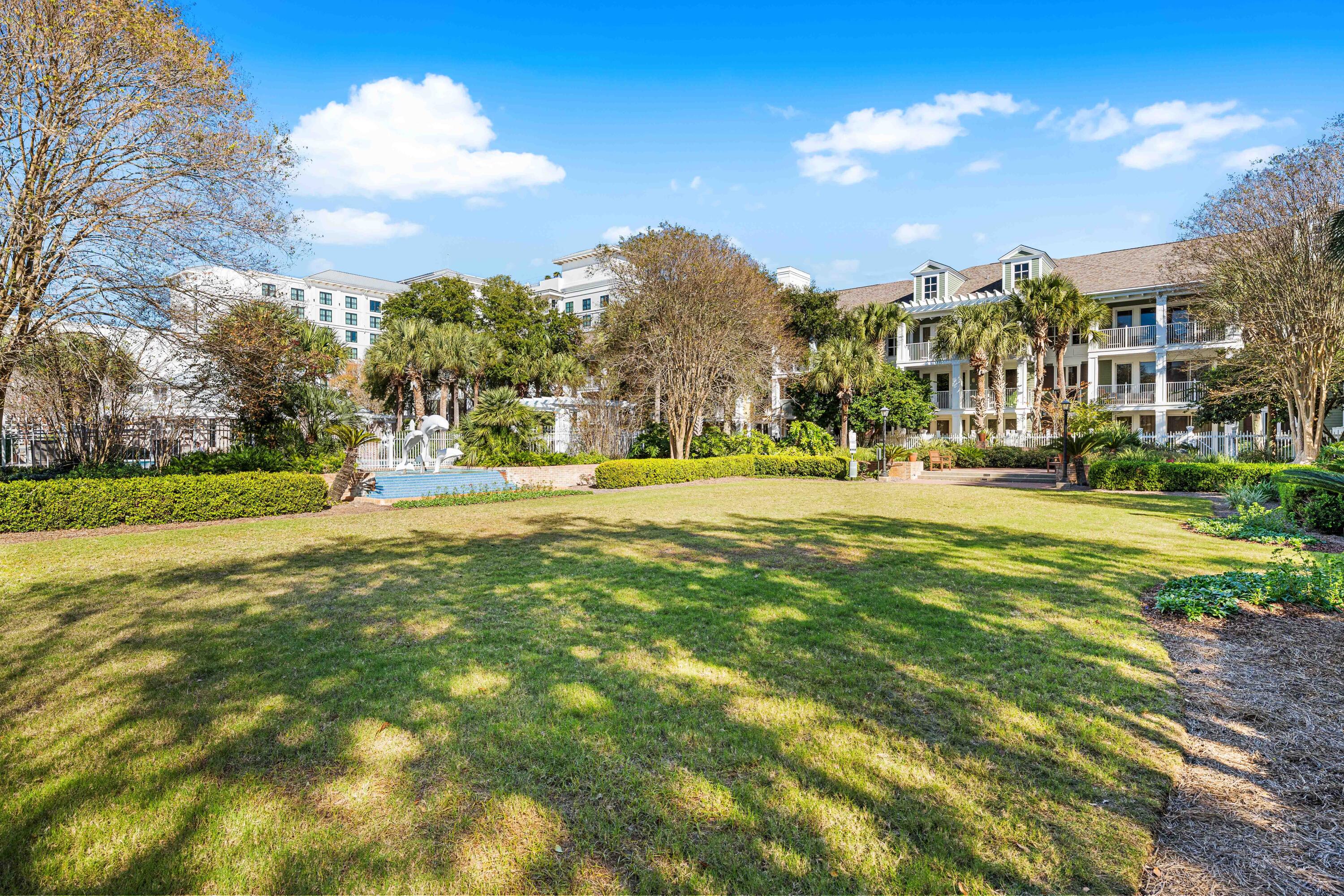 9200 Baytowne Wharf Boulevard 444/446